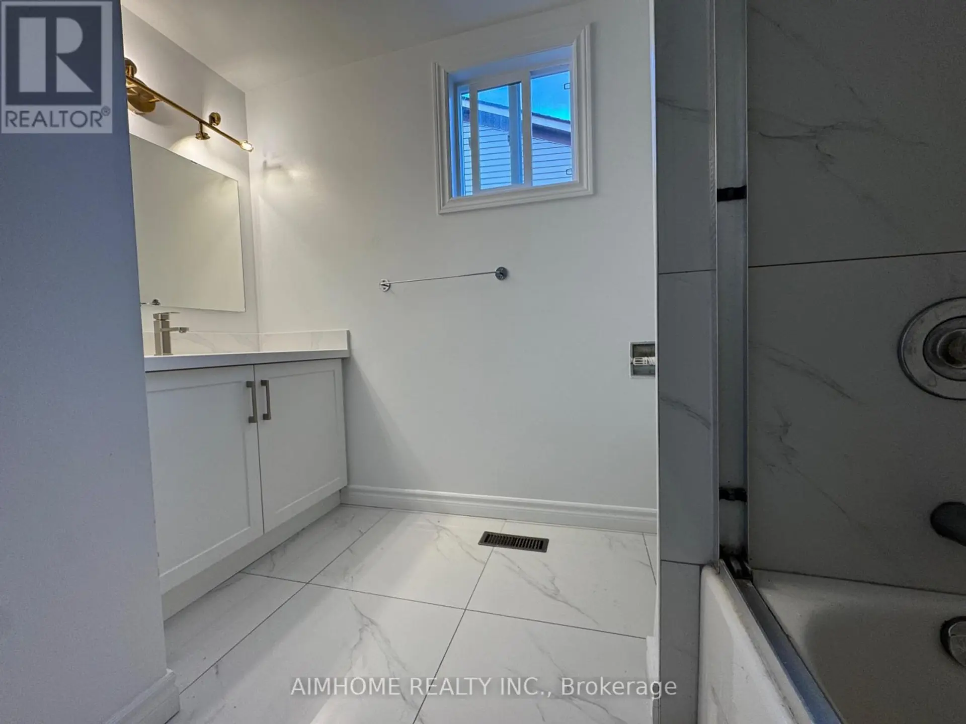 180 VALLEY STREAM DRIVE - Image 13