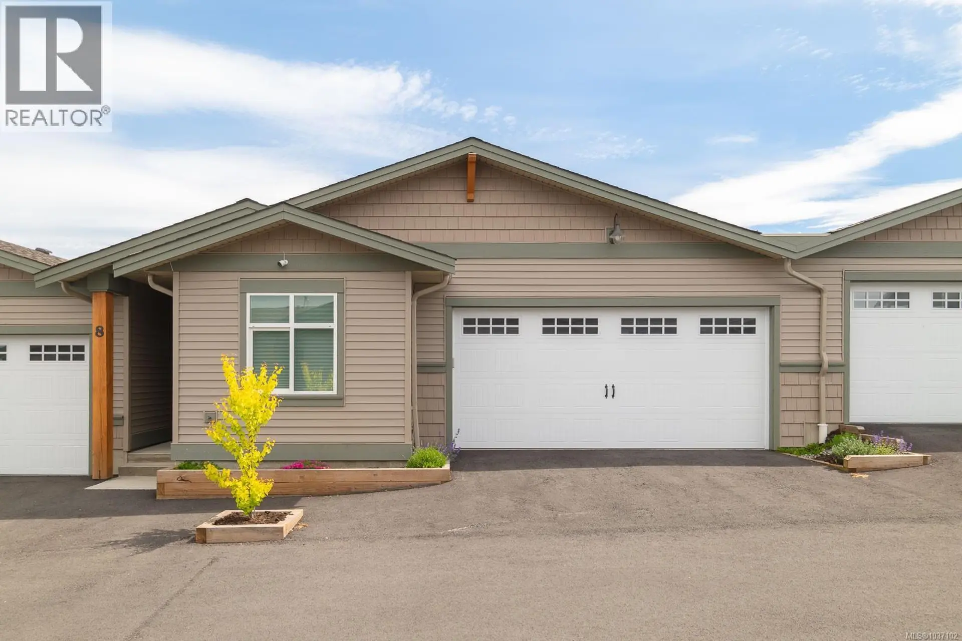 Property at #8 3774 12th Ave, Port Alberni, BC