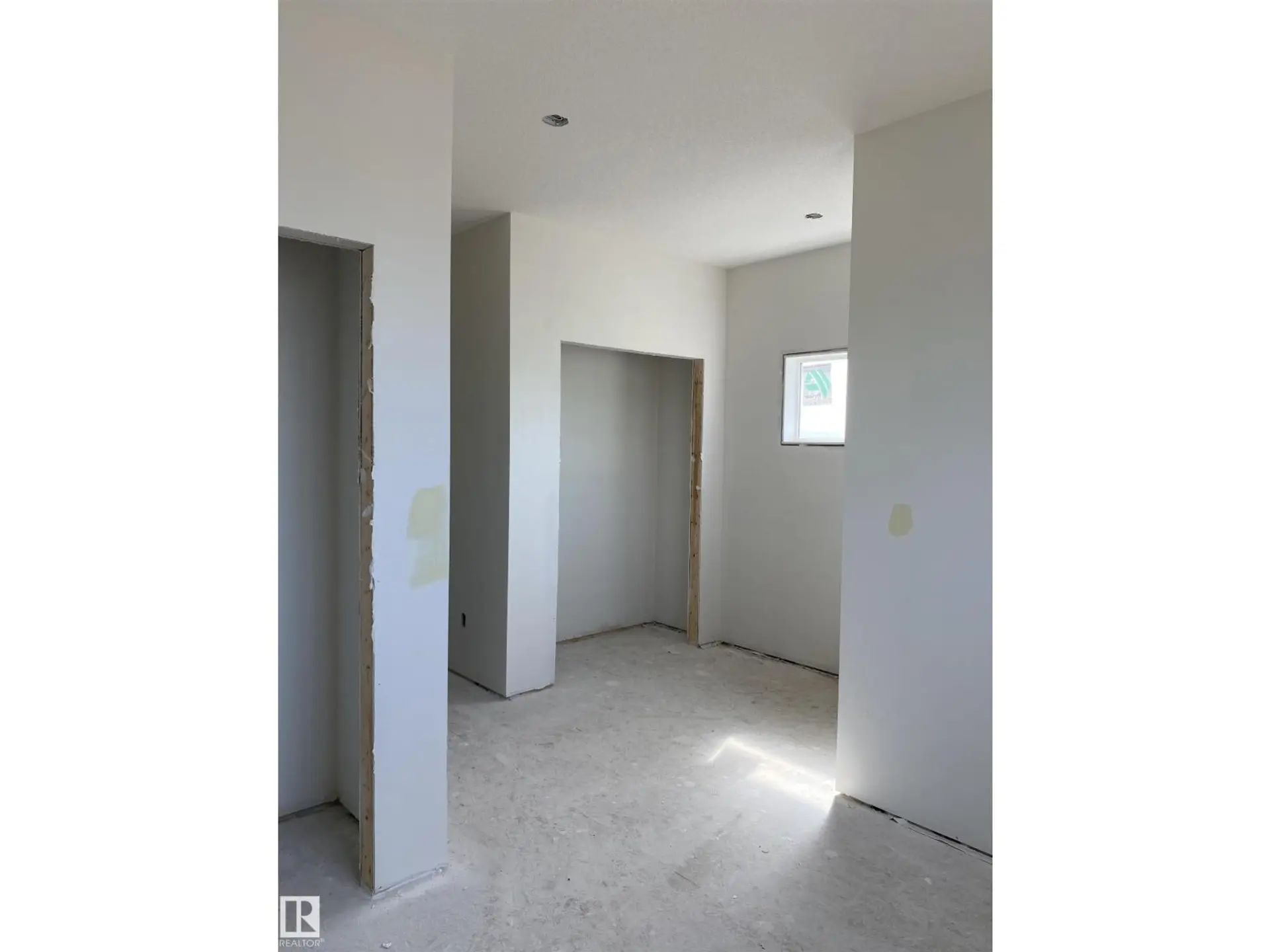 8795 Edgemont LI NW - Image 17