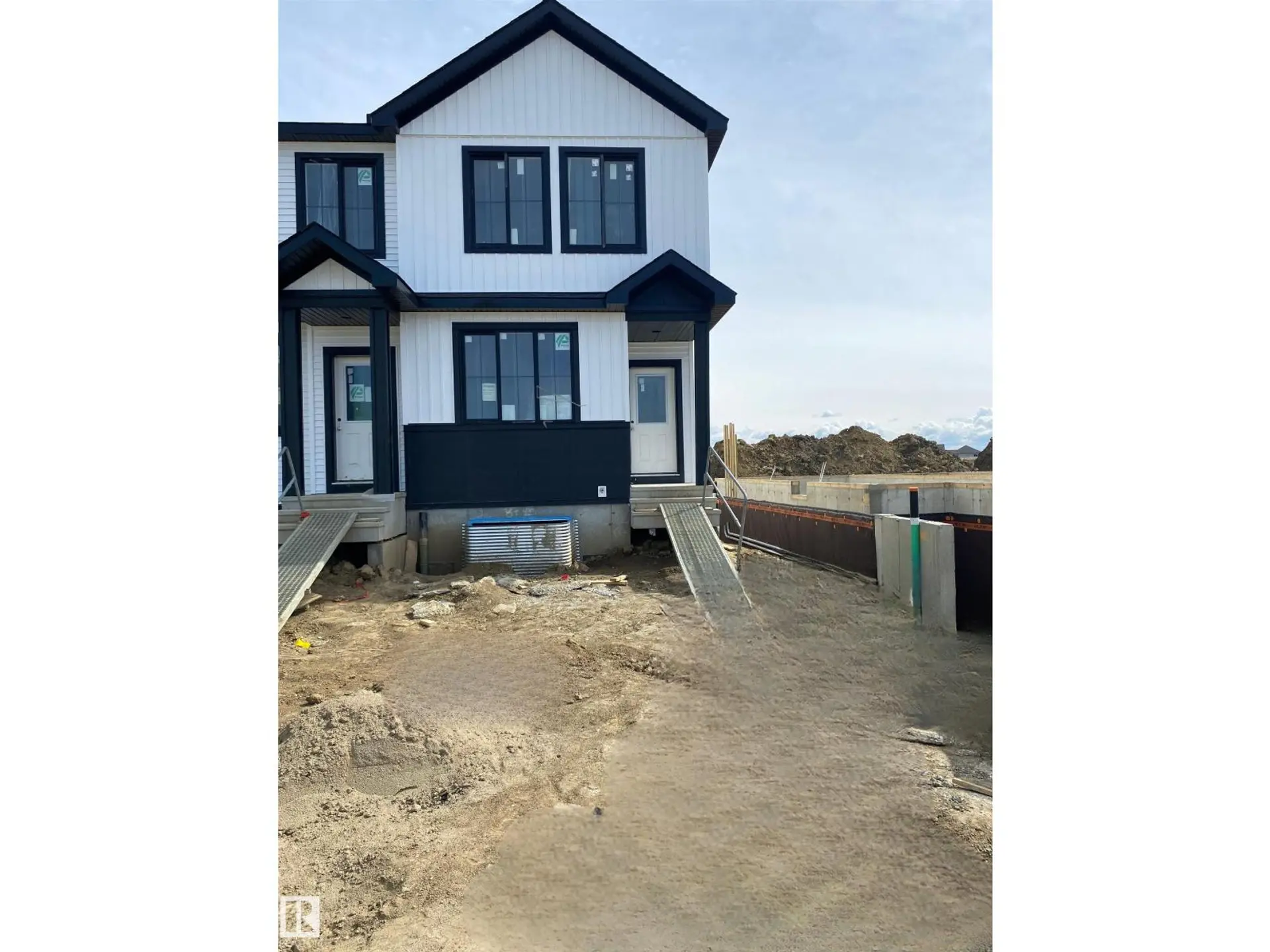8795 Edgemont LI NW - Image 1
