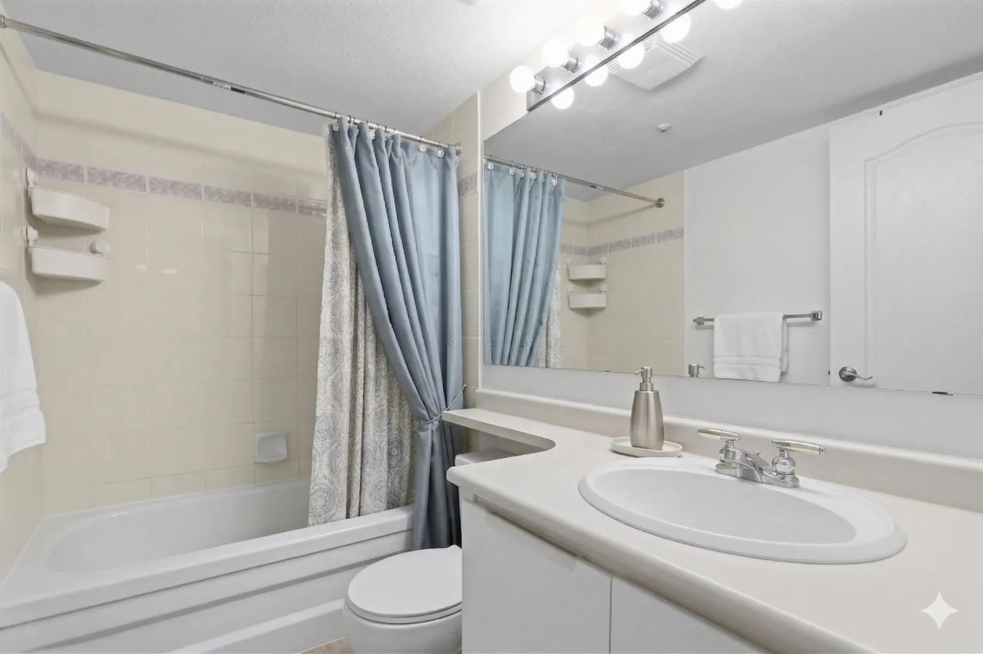 #103 3480 Yardley Avenue - Image 5