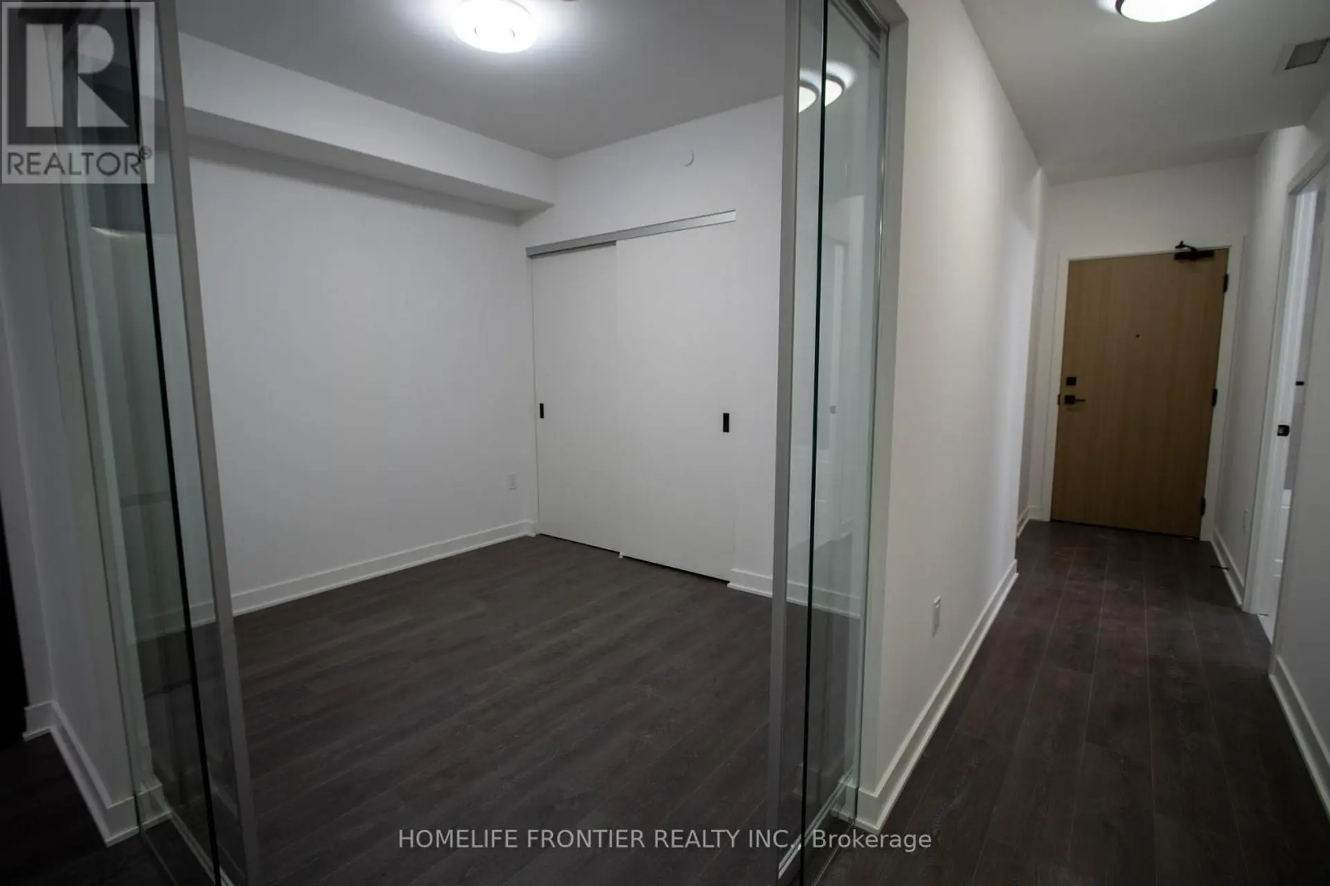 #211 36 ZORRA STREET - Image 8