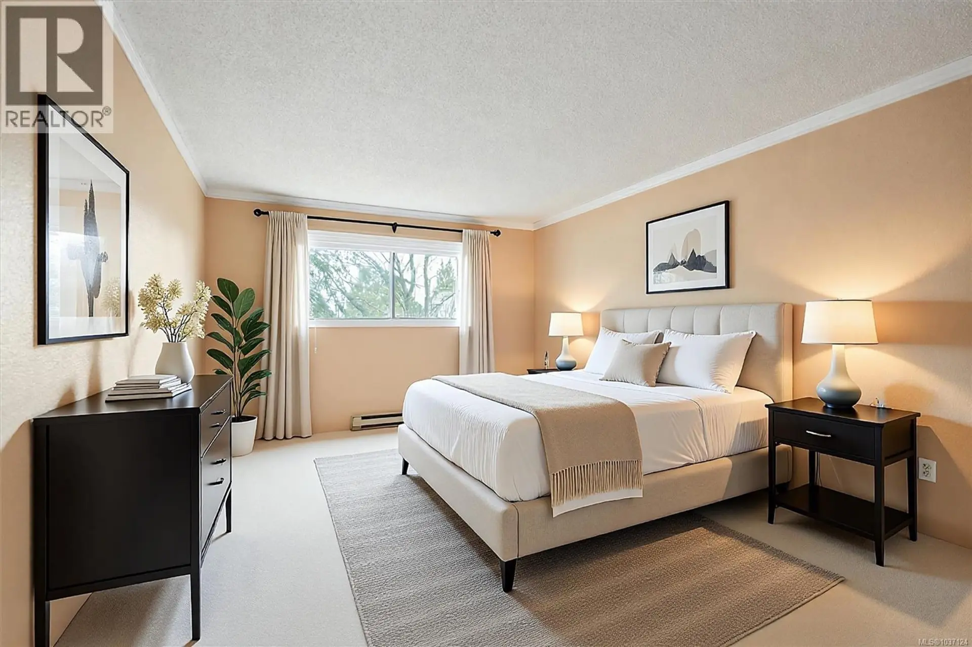 Property at #202 3255 Glasgow Ave, Saanich, BC