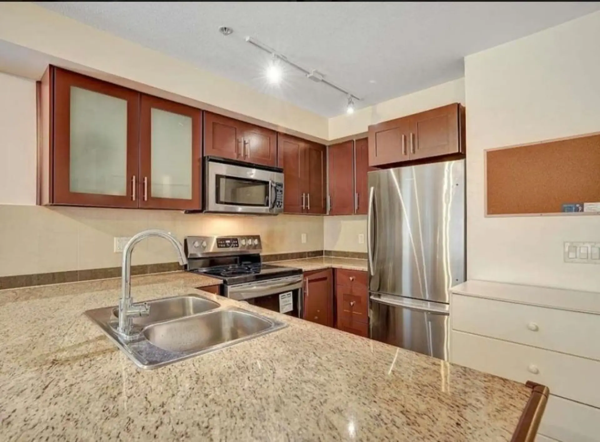 #125 13958 108 Avenue - Image 6