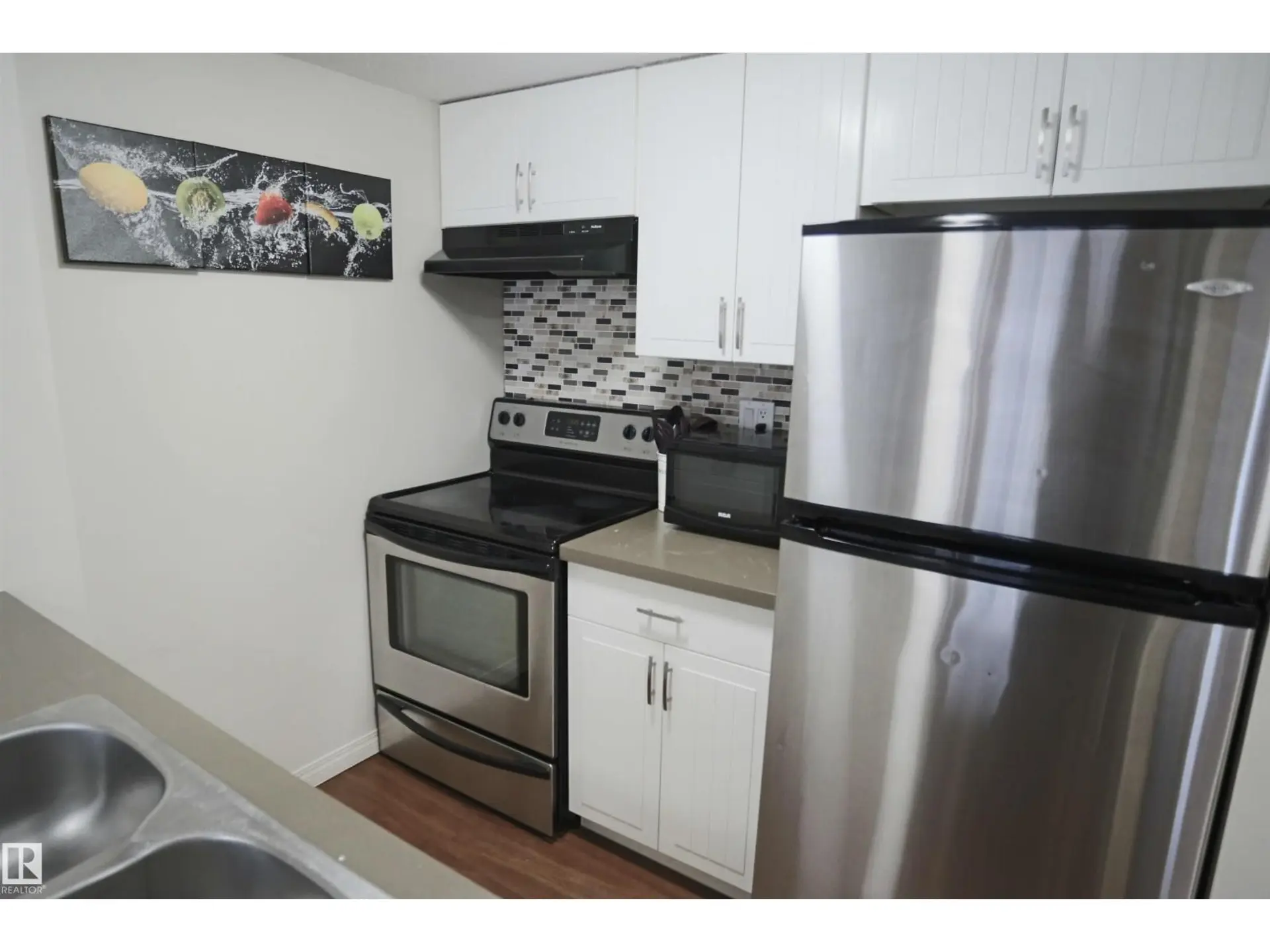#804 10160 114 ST NW - Image 12