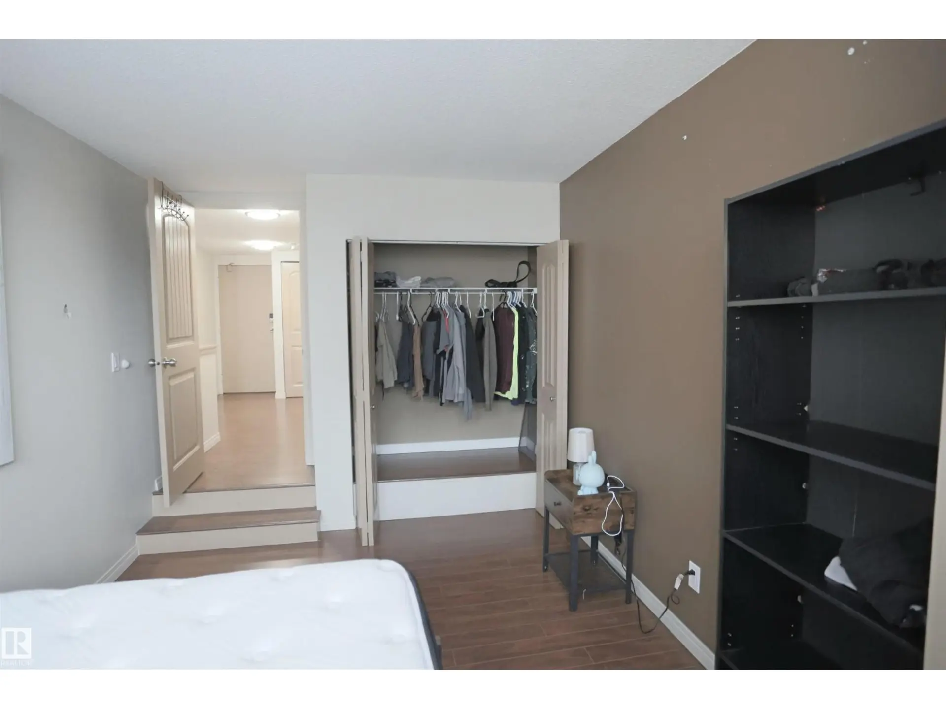 #804 10160 114 ST NW - Image 14