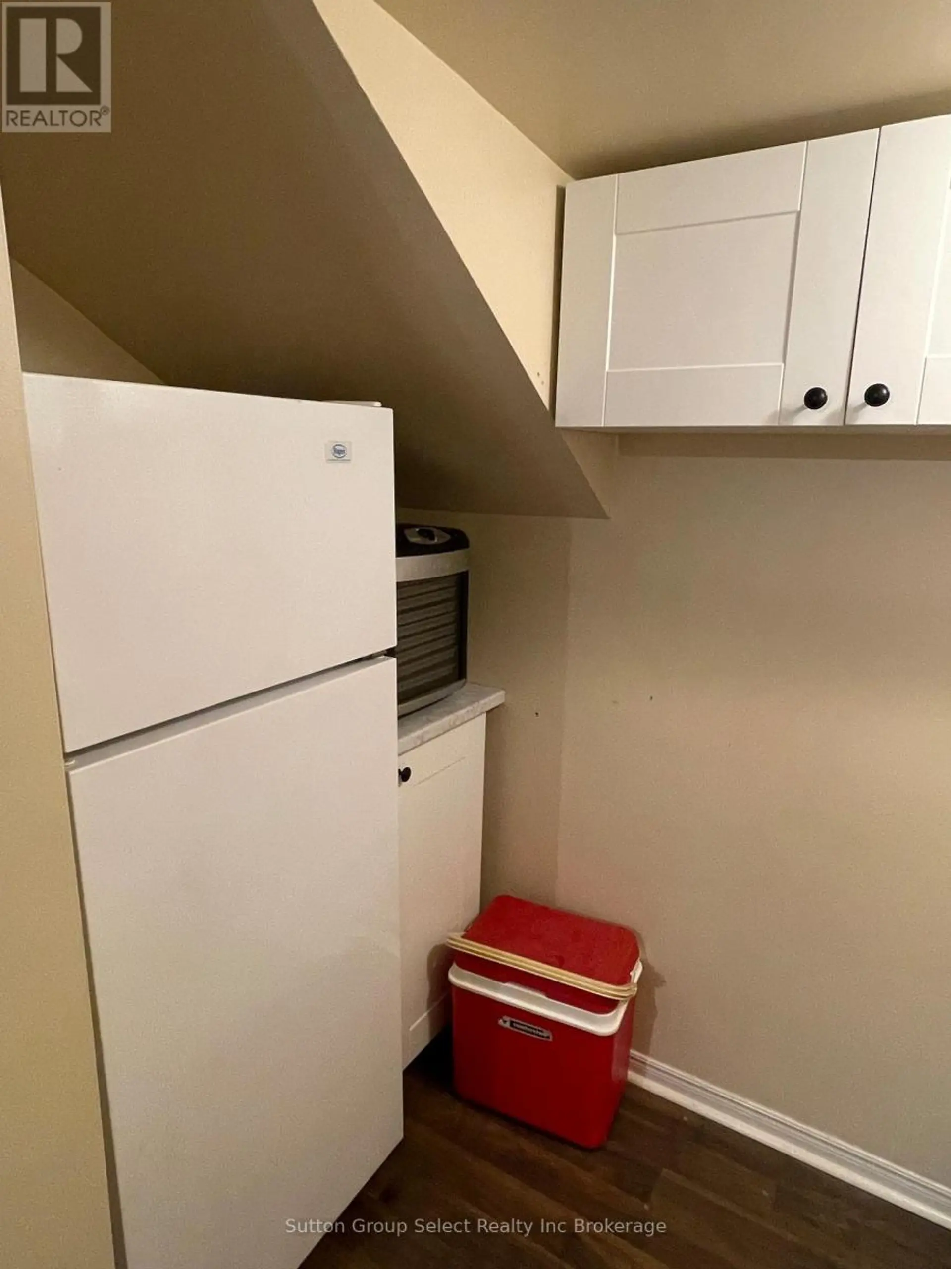 50 PERRY STREET - Image 6