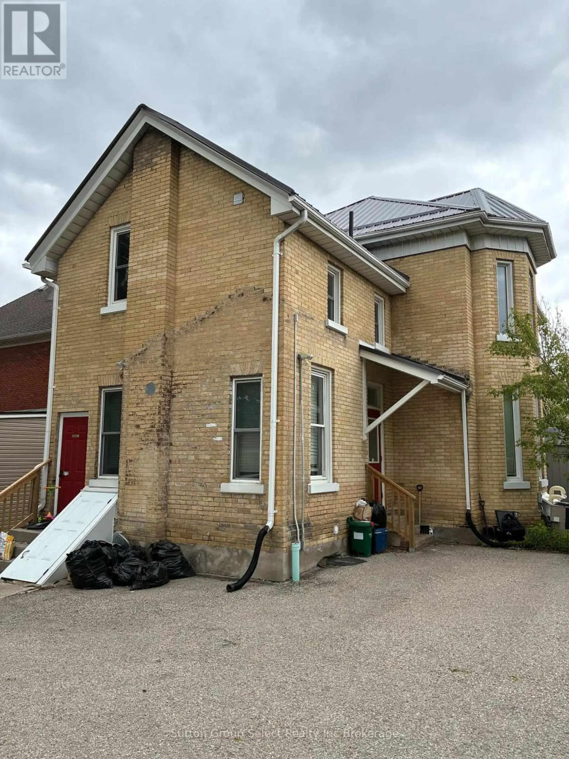 48 PERRY STREET - Image 10