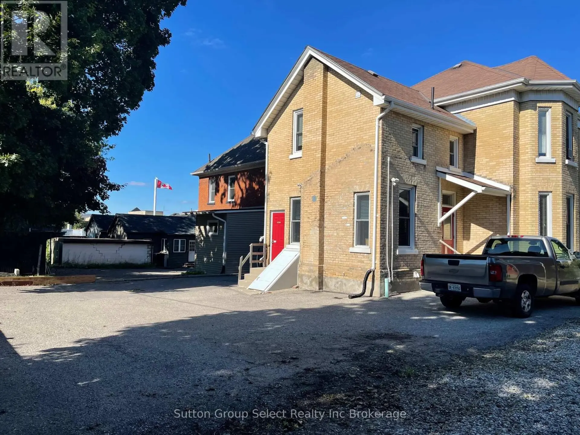 48 PERRY STREET - Image 9