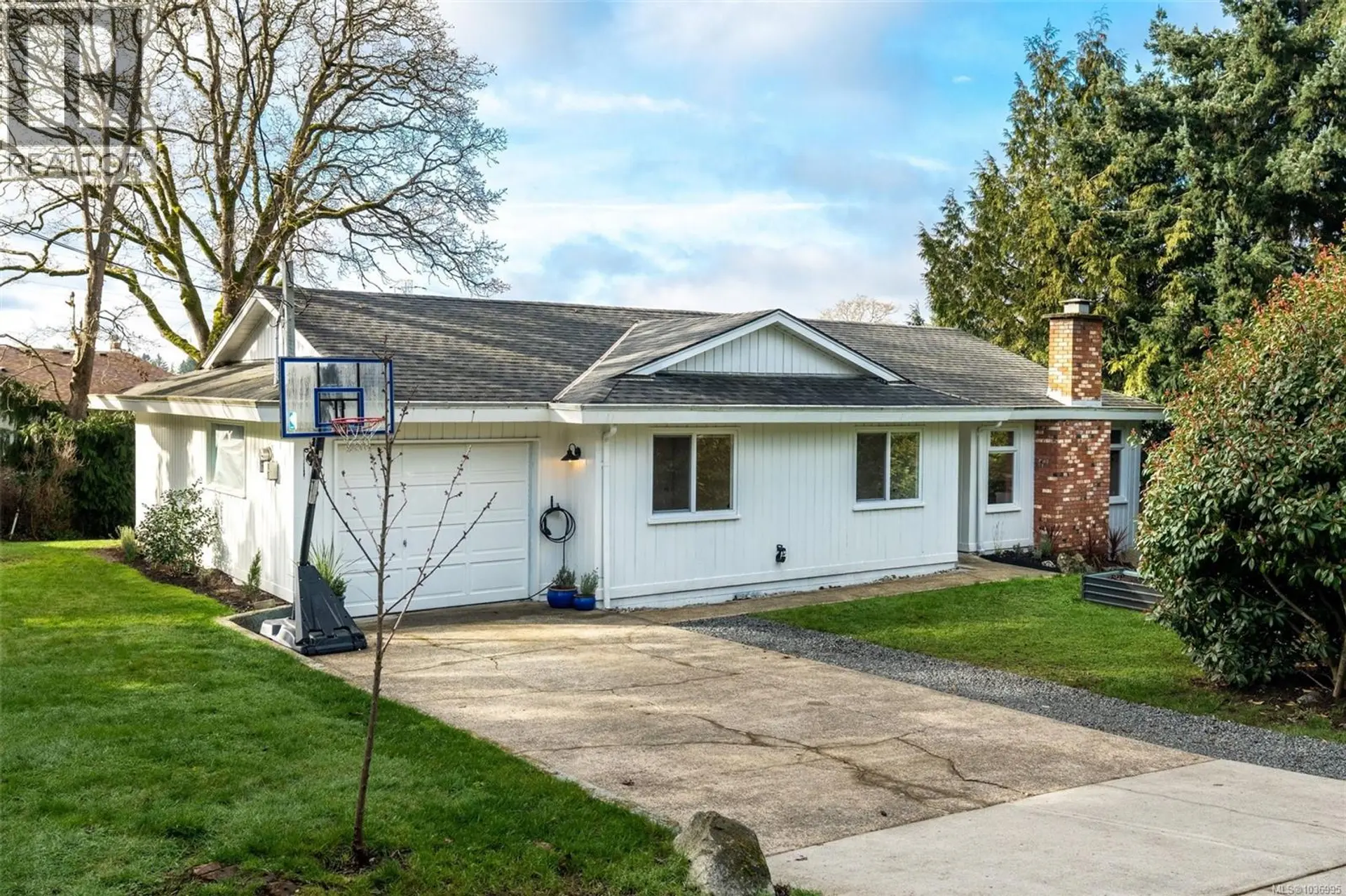 Property at 4285 Caen Rd, Saanich, BC
