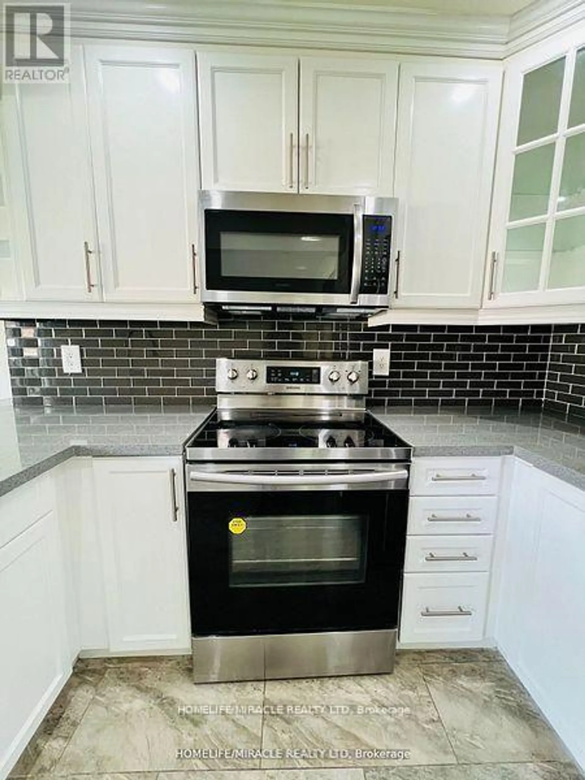 #11 50 BLACKWELL AVENUE - Image 3