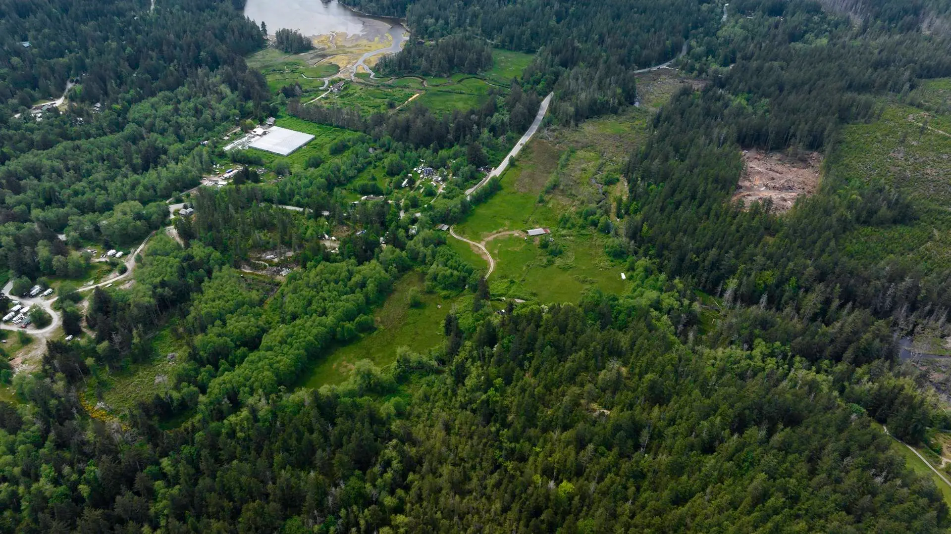 5799 Garden Bay Road - Image 10