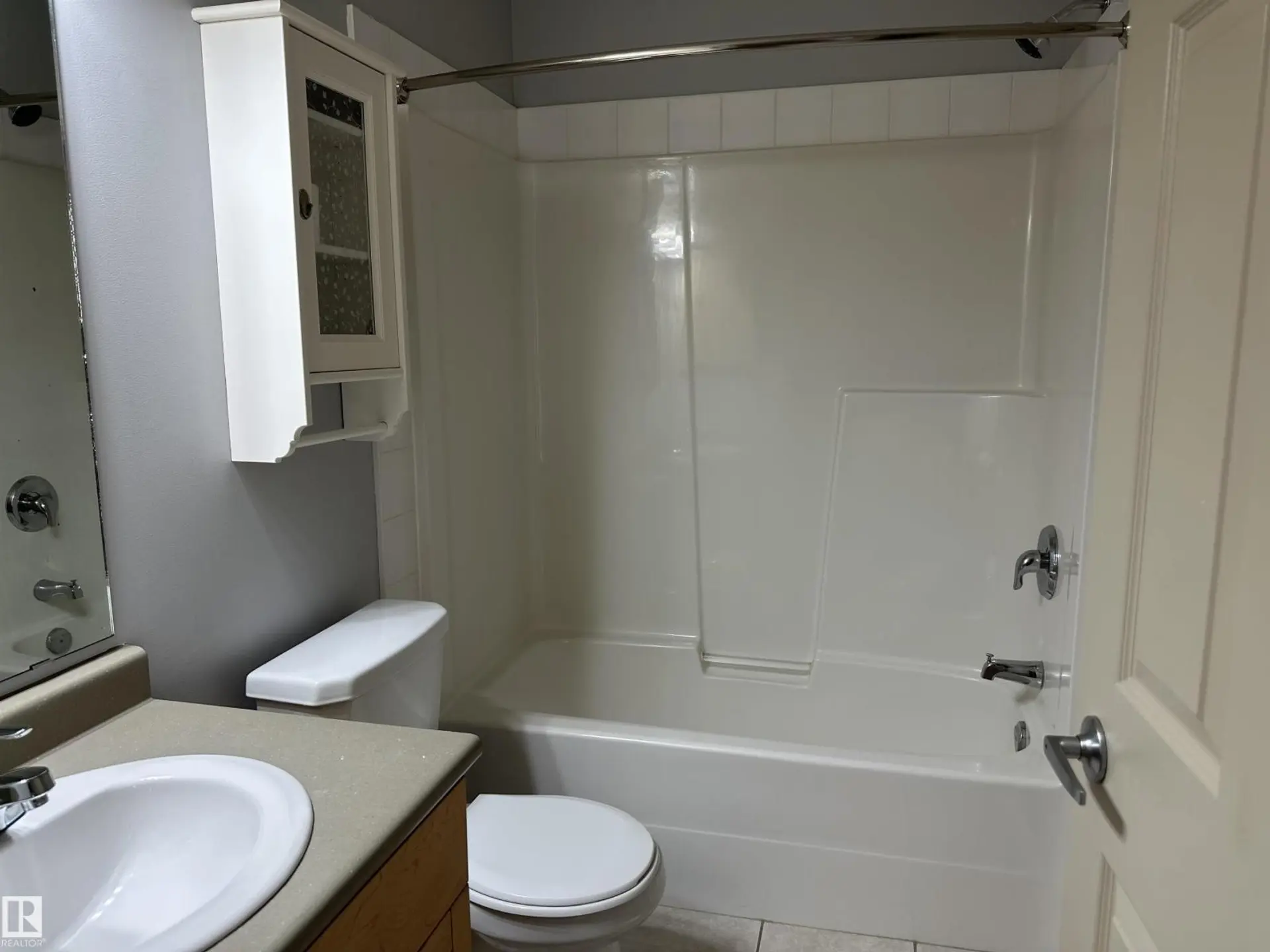 [private address] - Image 3