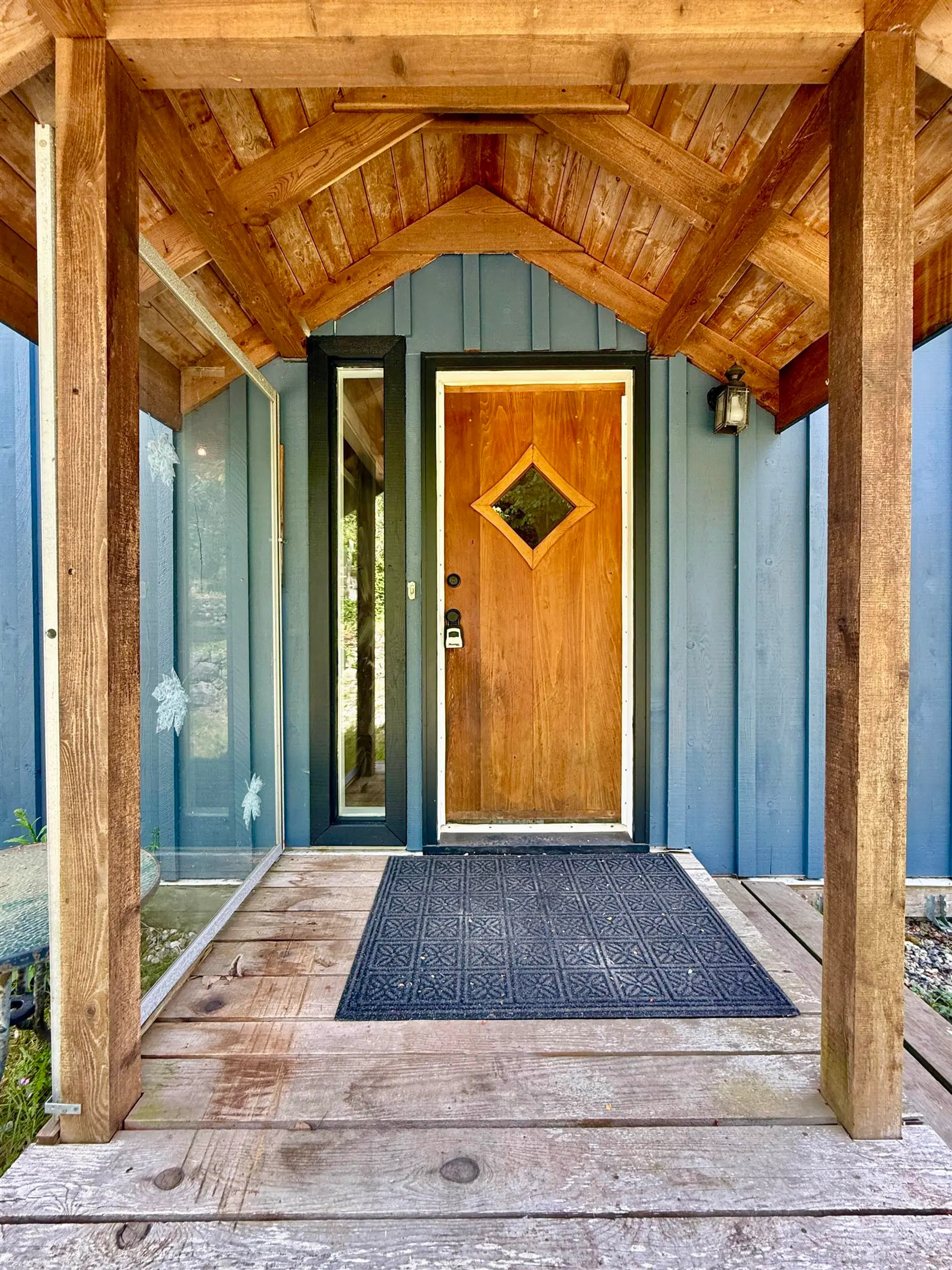 Property at 6376 Sunshine Coast Highway, Sechelt, BC