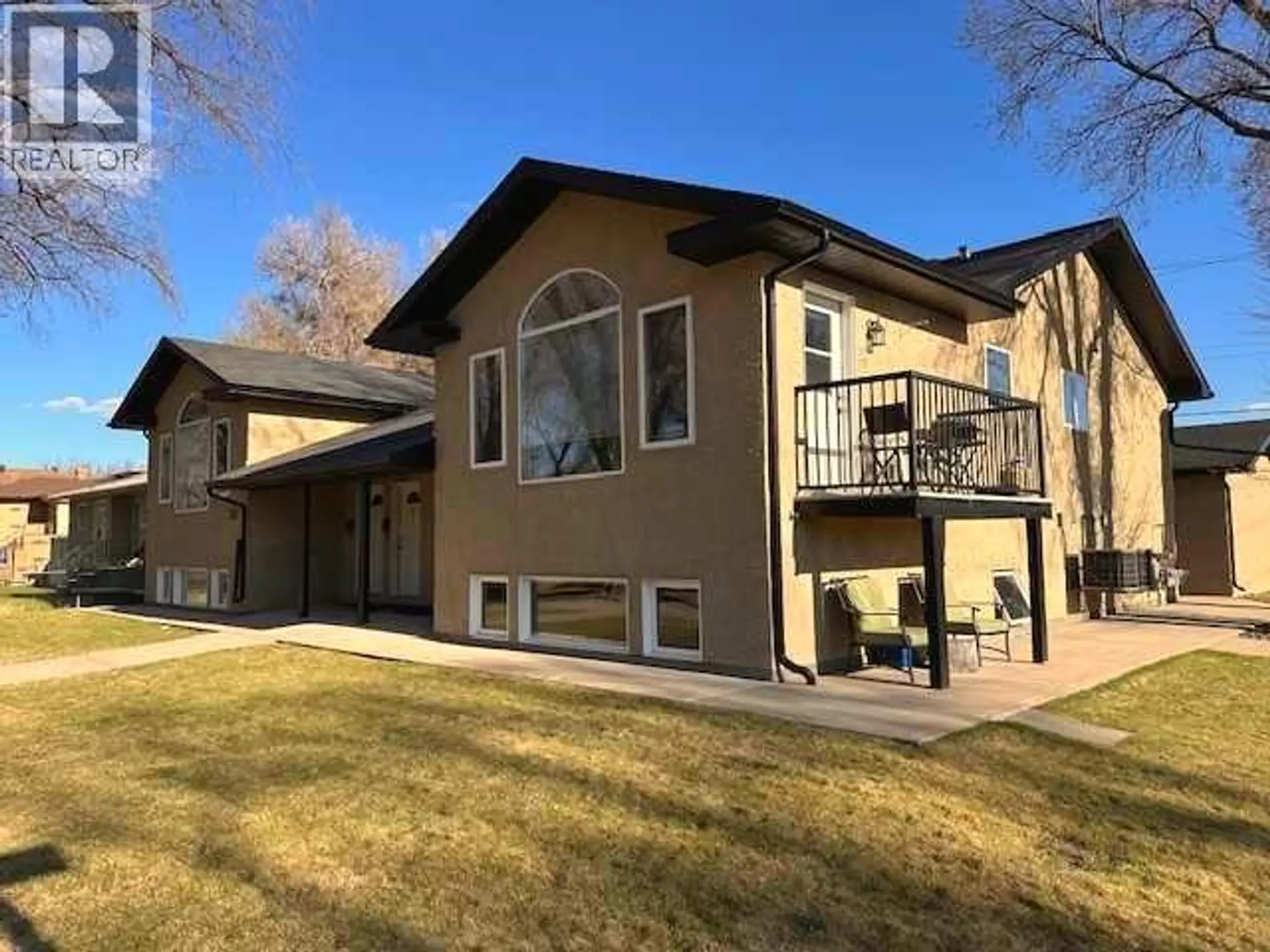 457 3 Street NW - Image 2