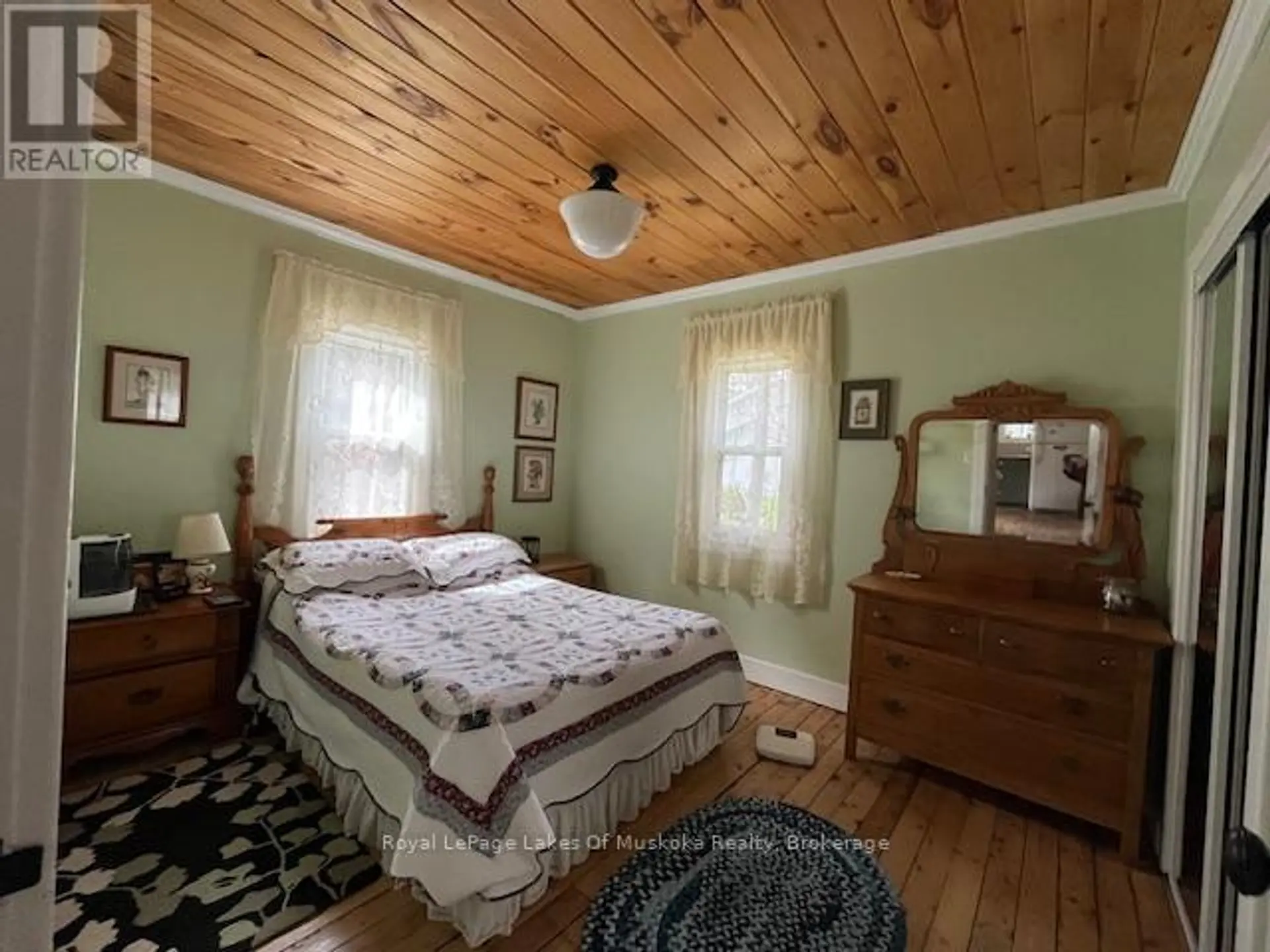 319 ONTARIO STREET - Image 16