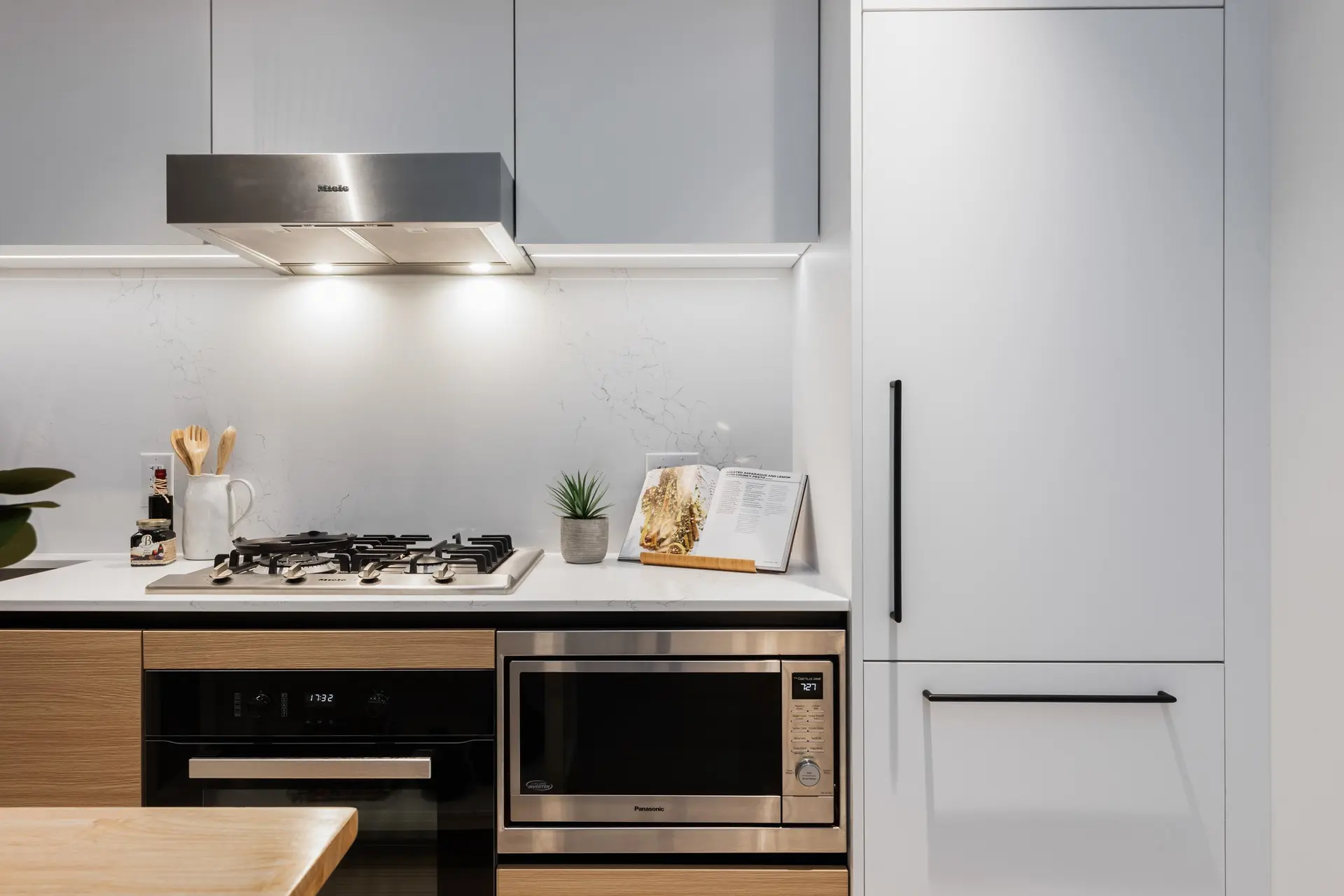 #134 473 W 28th Avenue - Image 6