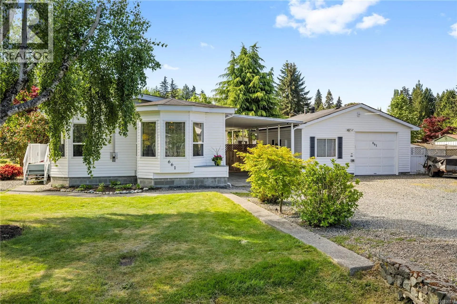 Property at 661 Barclay Cres N, Parksville, BC