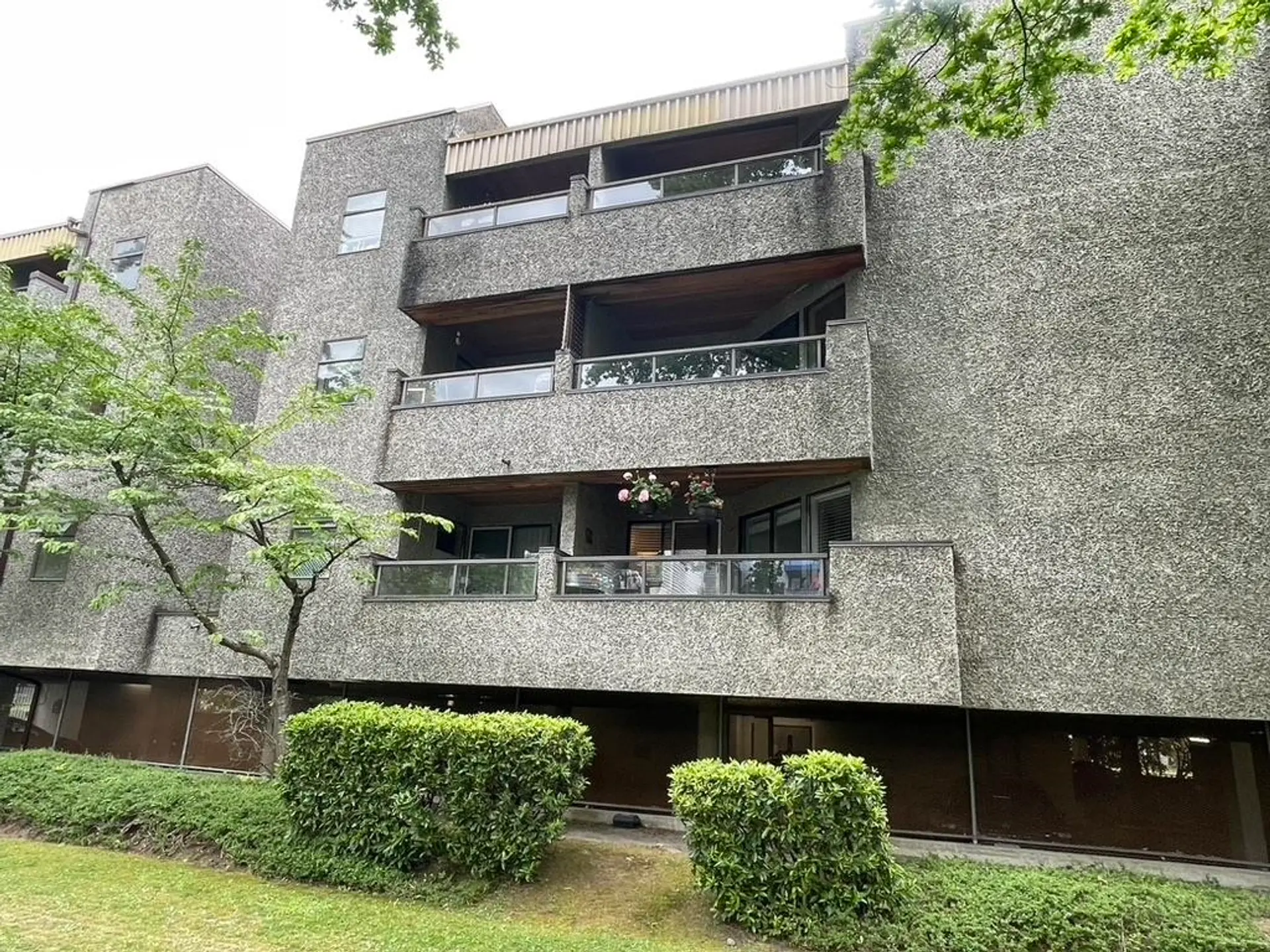 #220 8460 Ackroyd Road - Image 14