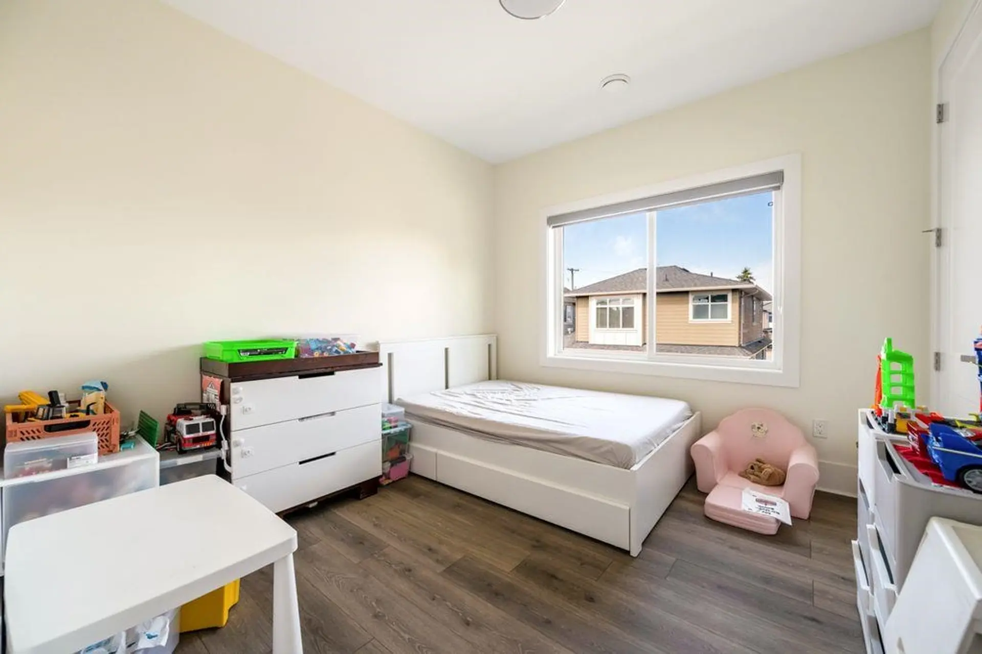 5466 Moncton Street - Image 10