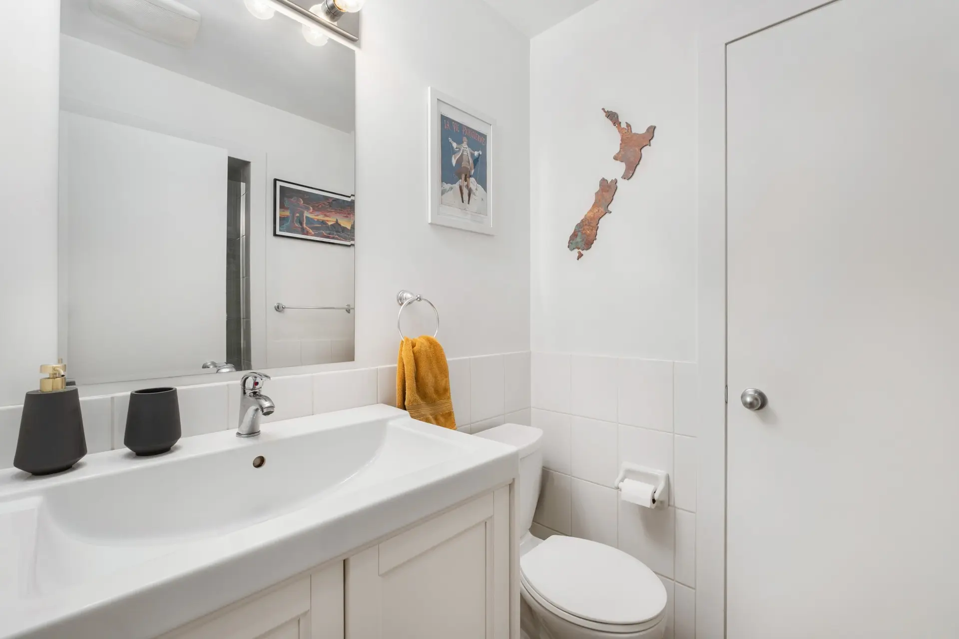 #3 8138 Cedar Springs Road - Image 12