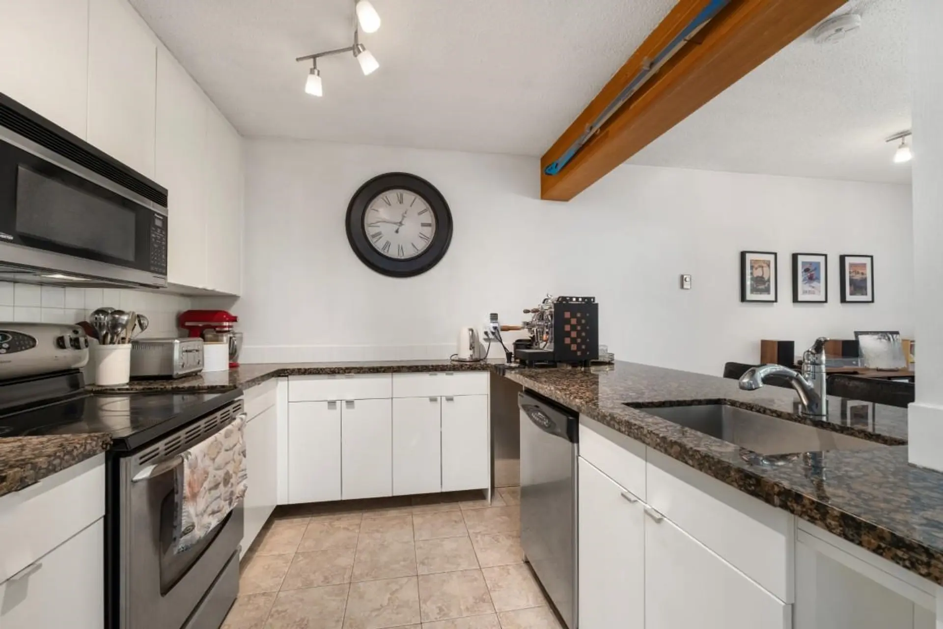 #3 8138 Cedar Springs Road - Image 3