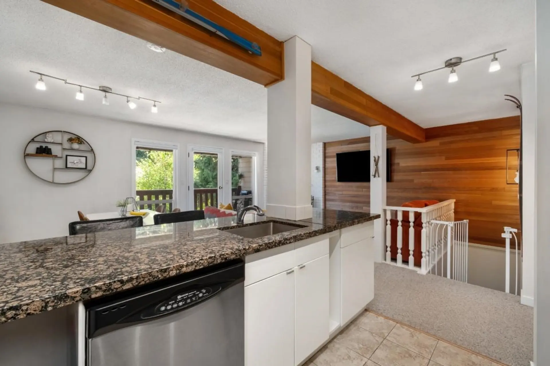 #3 8138 Cedar Springs Road - Image 4