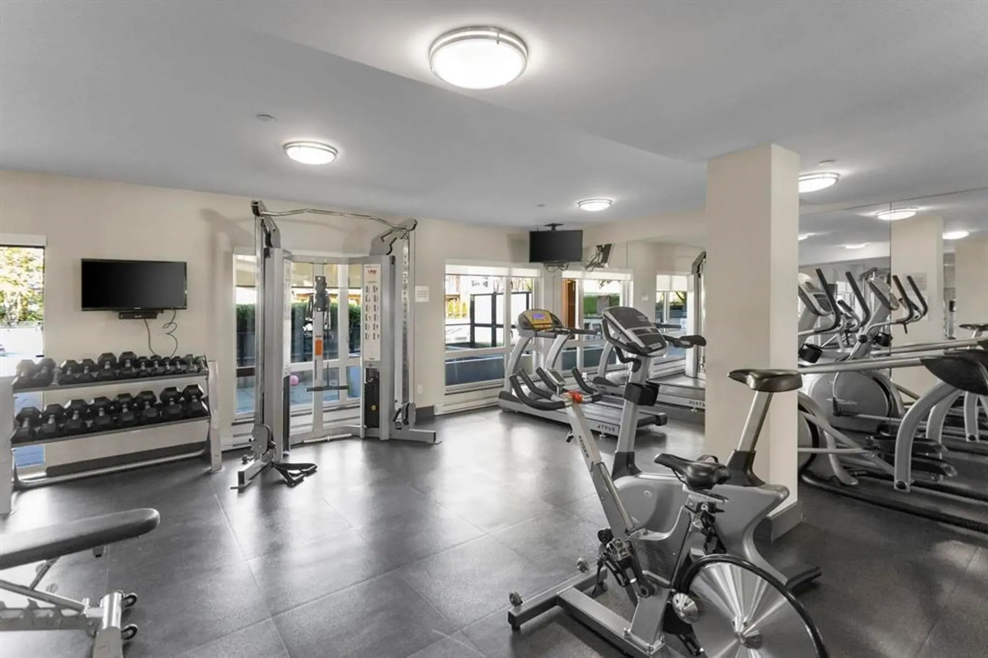 #302 1182 W 16th Street - Image 13