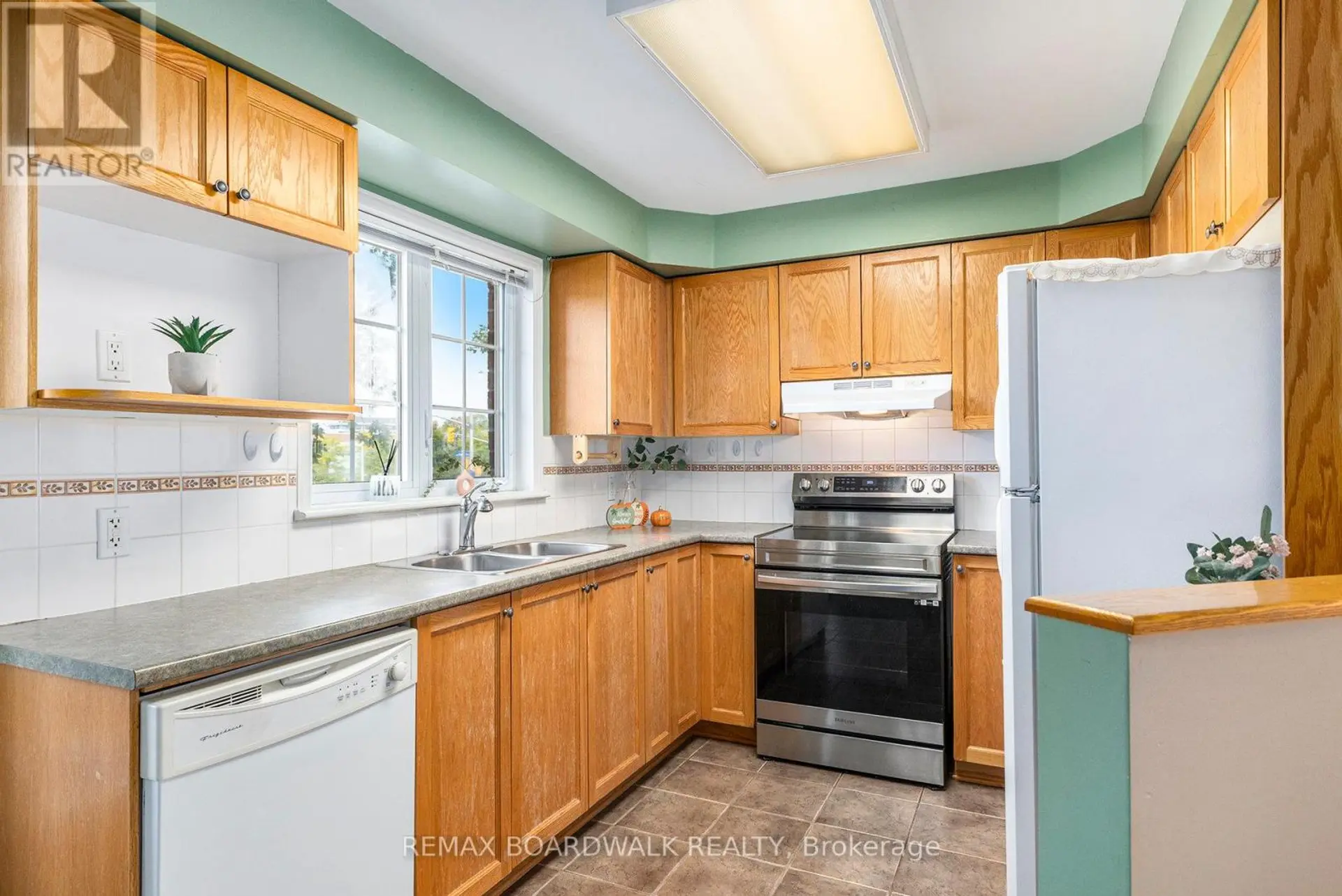 #169 70 EDENVALE DRIVE - Image 7