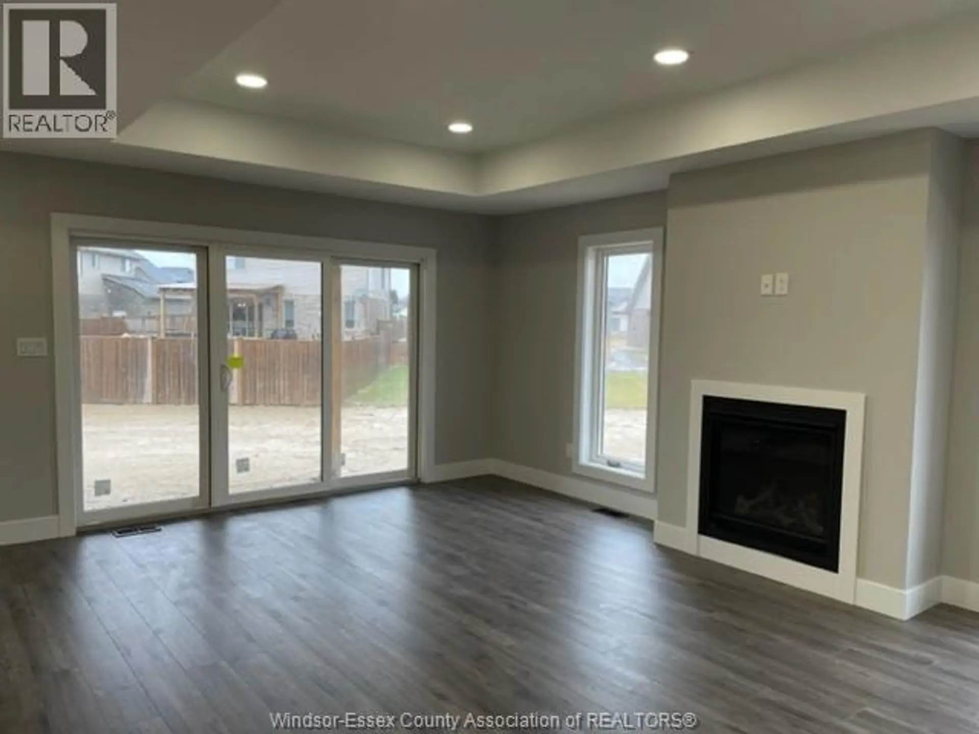 85 BORDEAUX PLACE - Image 8