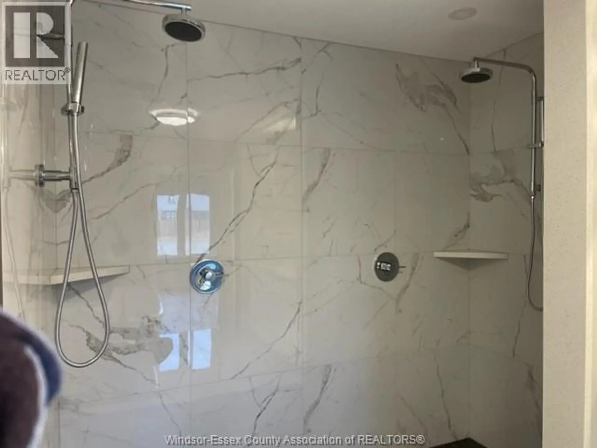 85 BORDEAUX PLACE - Image 13