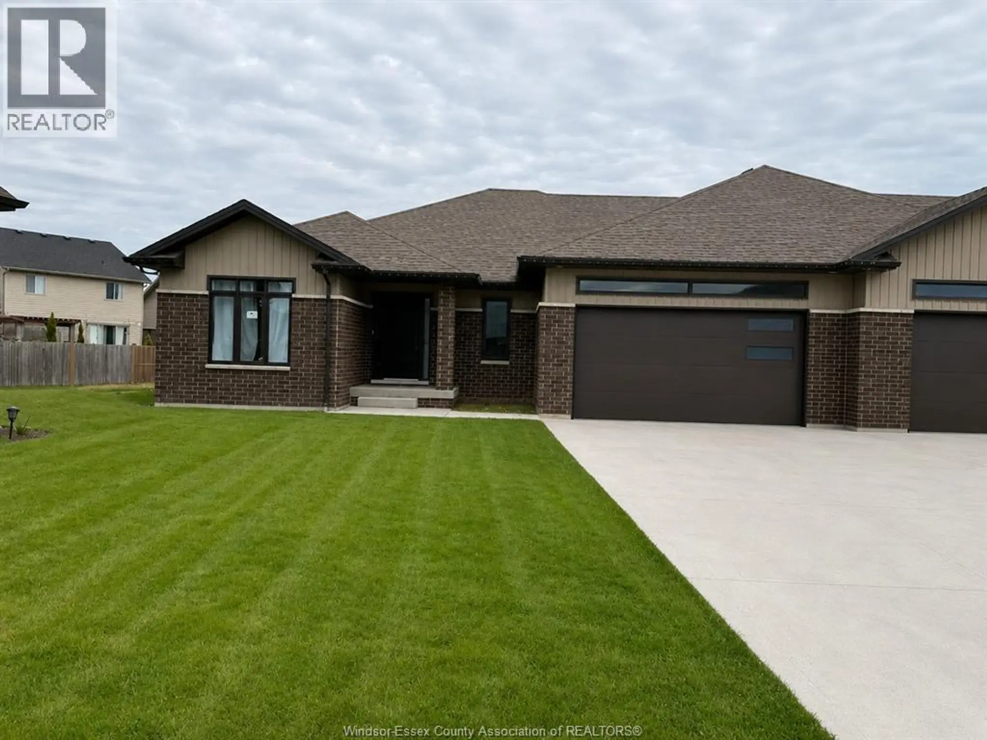 85 BORDEAUX PLACE - Image 1