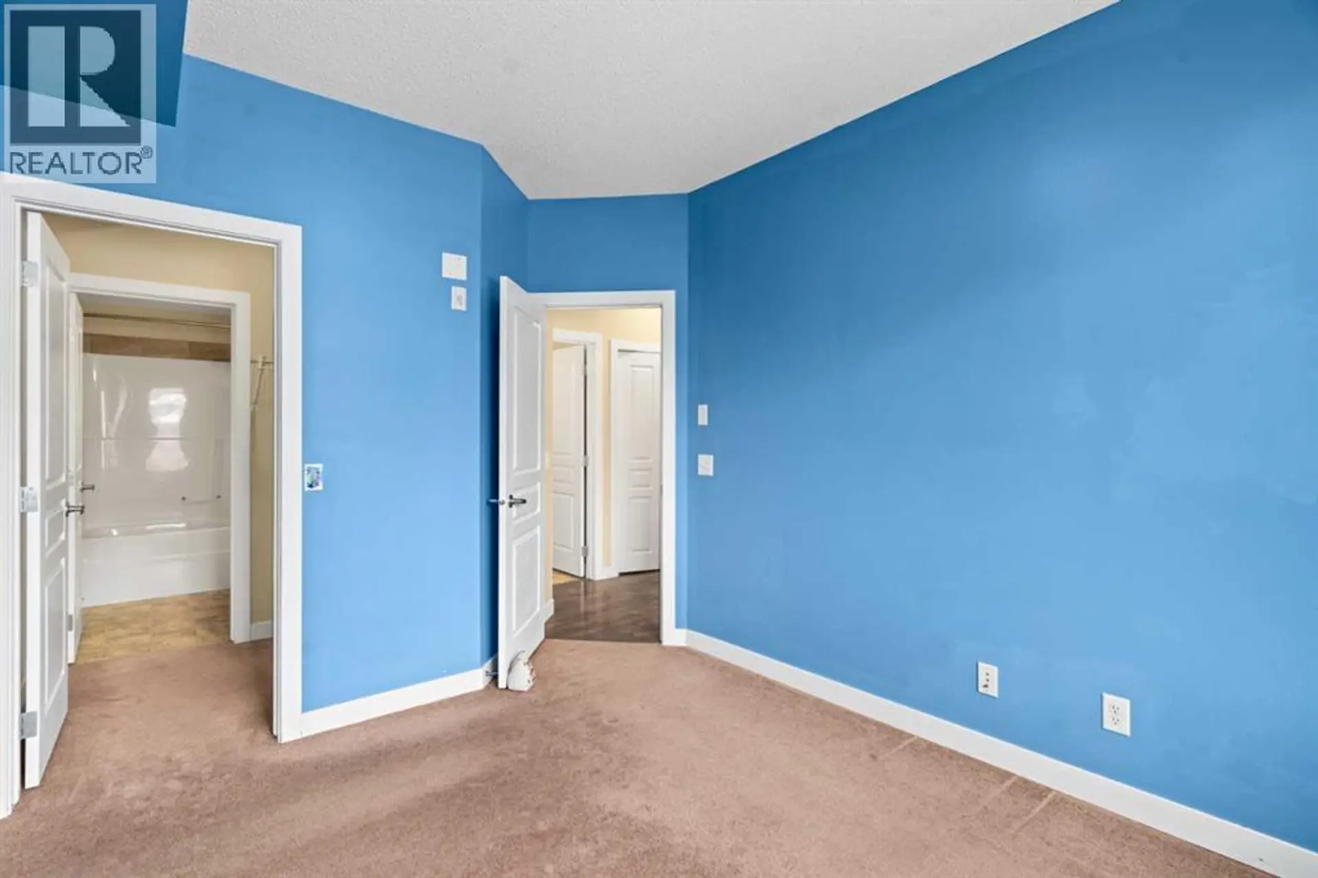 #212 10 Panatella Road NW - Image 12
