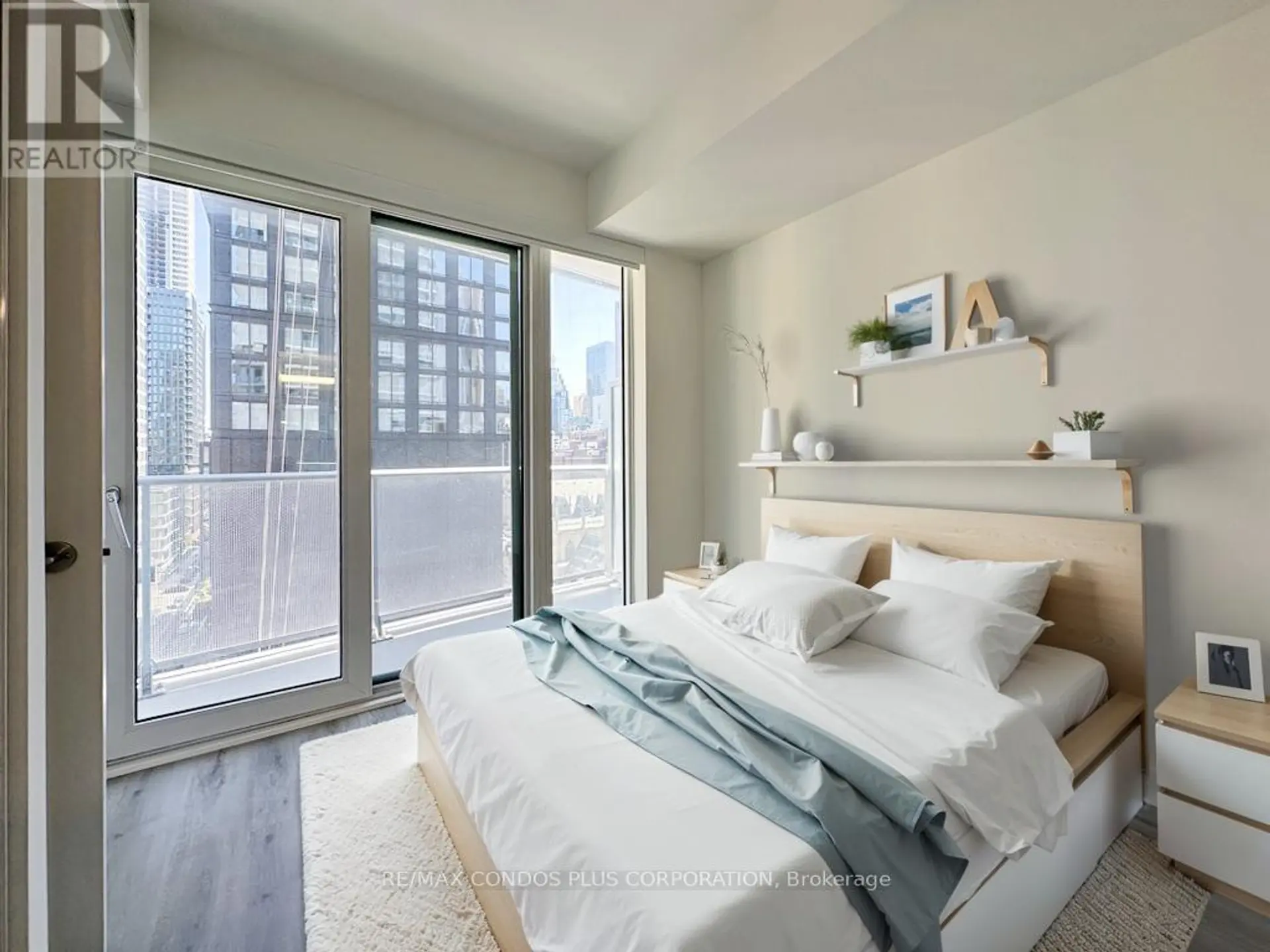 #907 100 DALHOUSIE STREET - Image 1