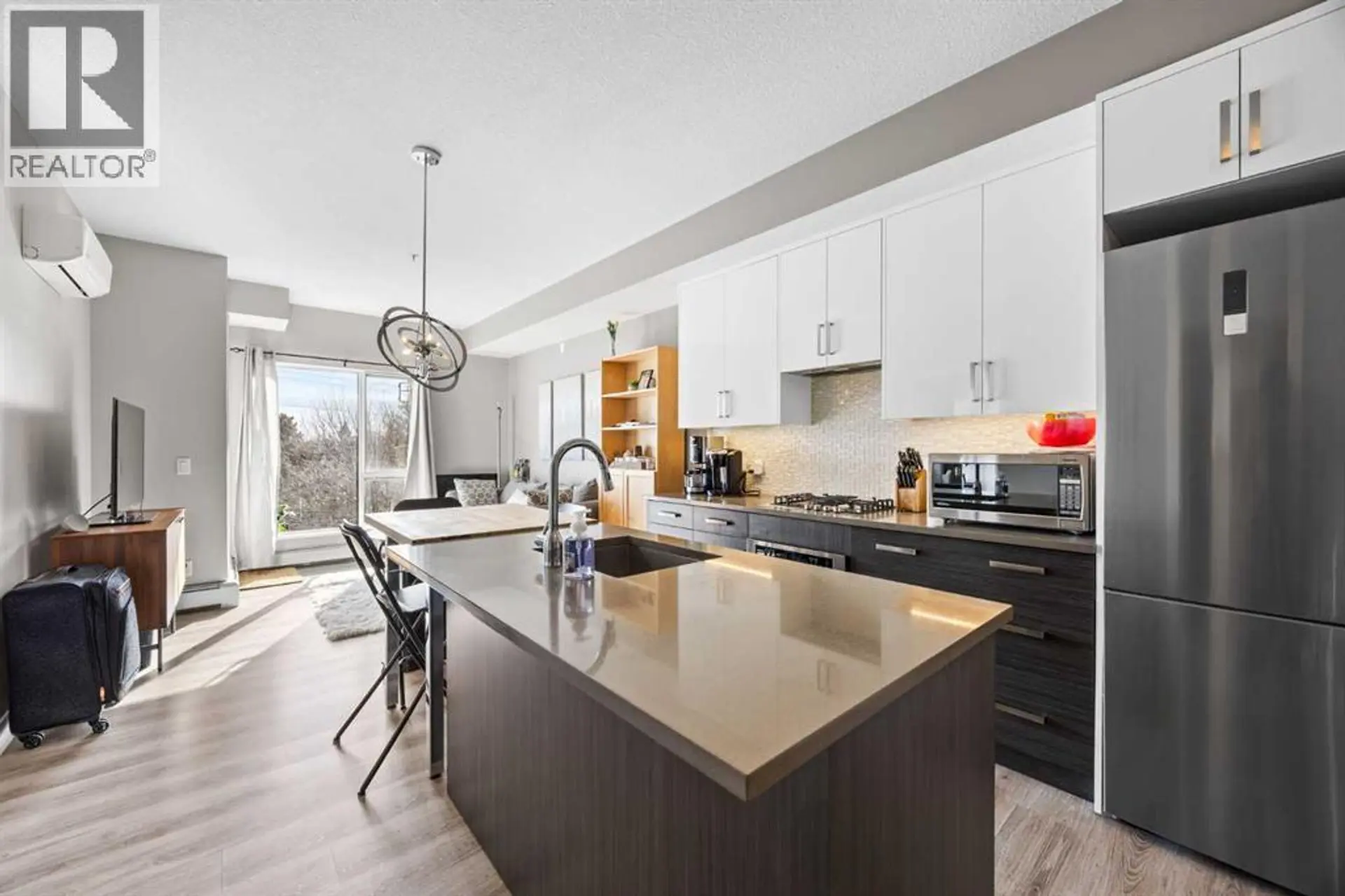 #204 1521 26 Avenue SW - Image 1