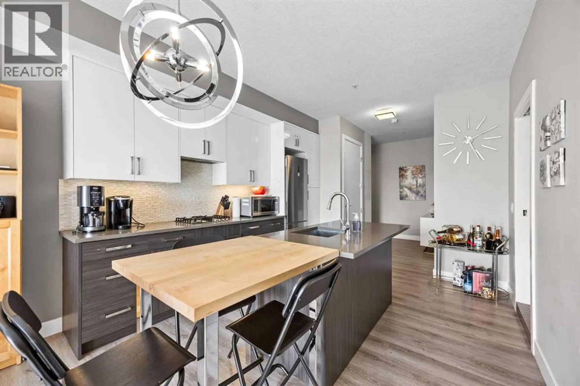 #204 1521 26 Avenue SW - Image 4