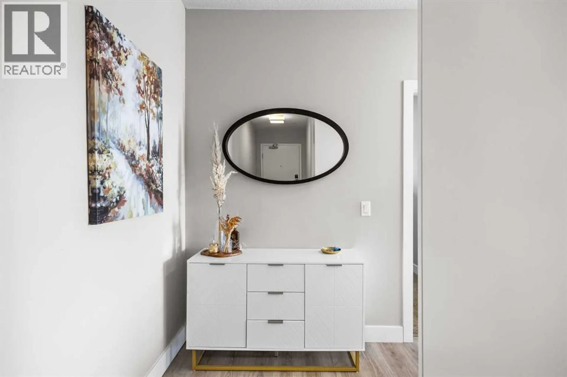 #204 1521 26 Avenue SW - Image 2