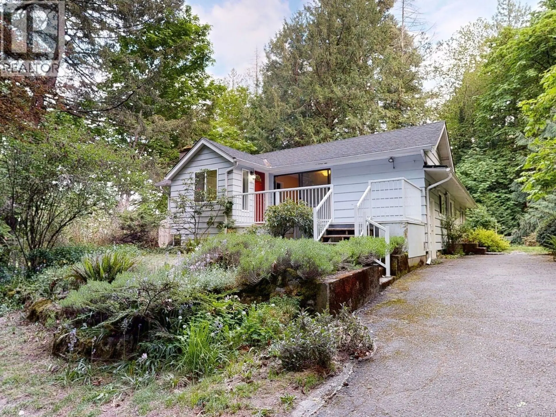 Property at 5924 Old West Saanich Rd, Saanich, BC