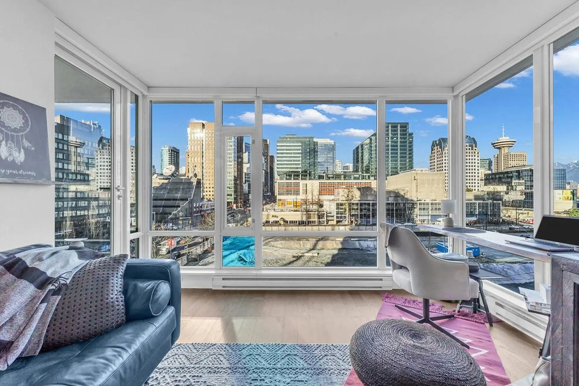 #909 161 W Georgia Street - Image 18