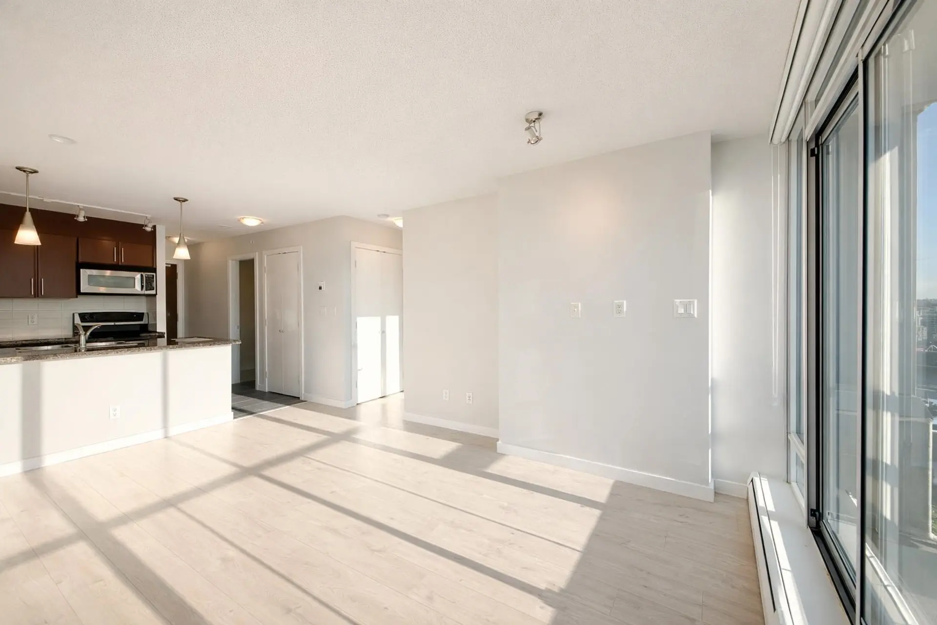 #2803 688 Abbott Street - Image 5
