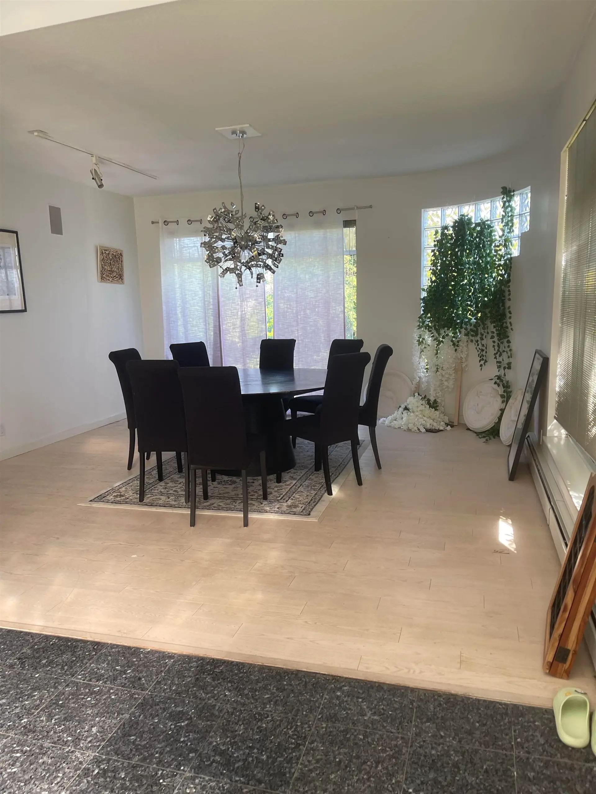757 W 52nd Avenue - Image 4