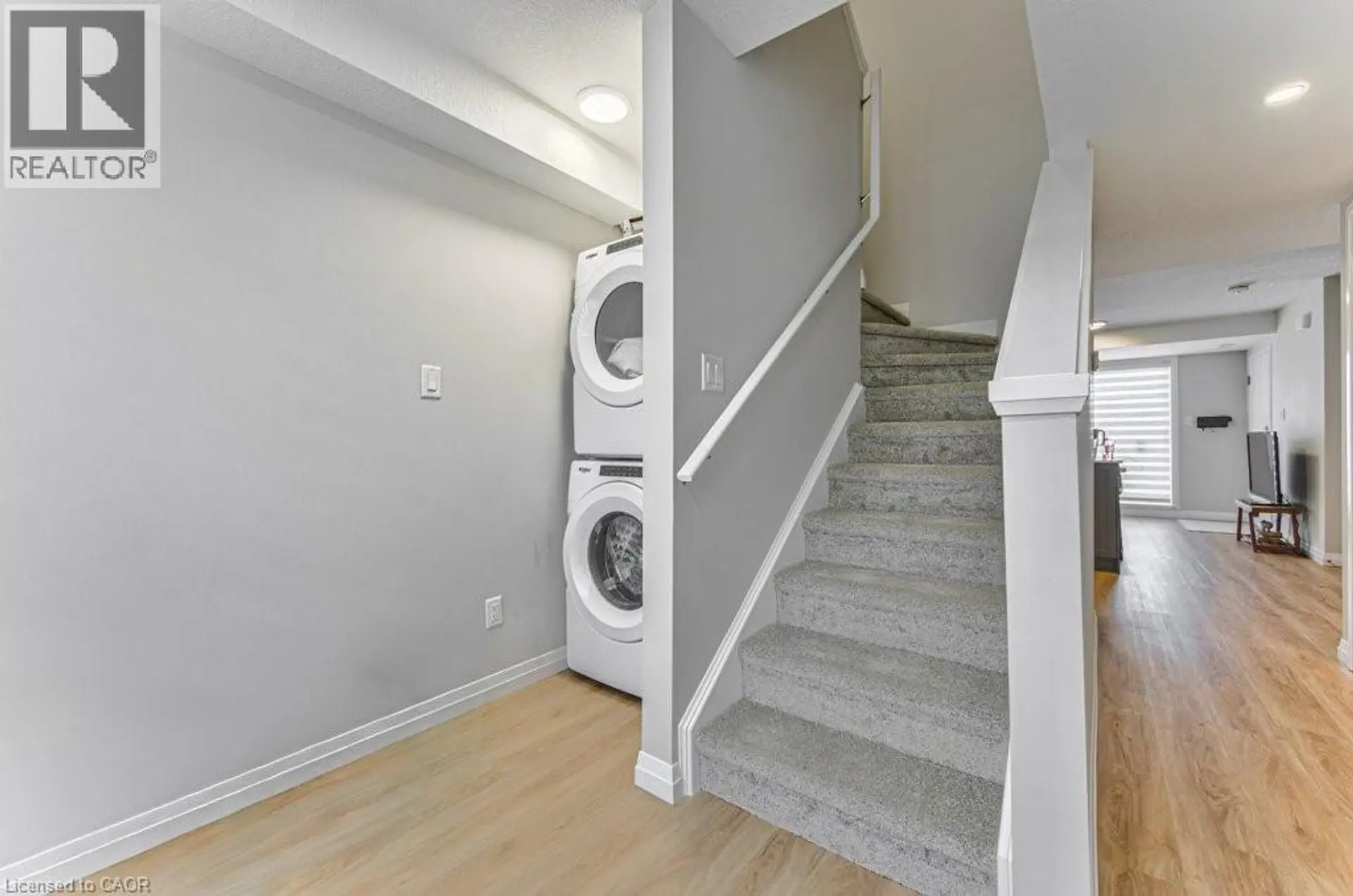 #B11 410 NORTHFIELD Drive - Image 14