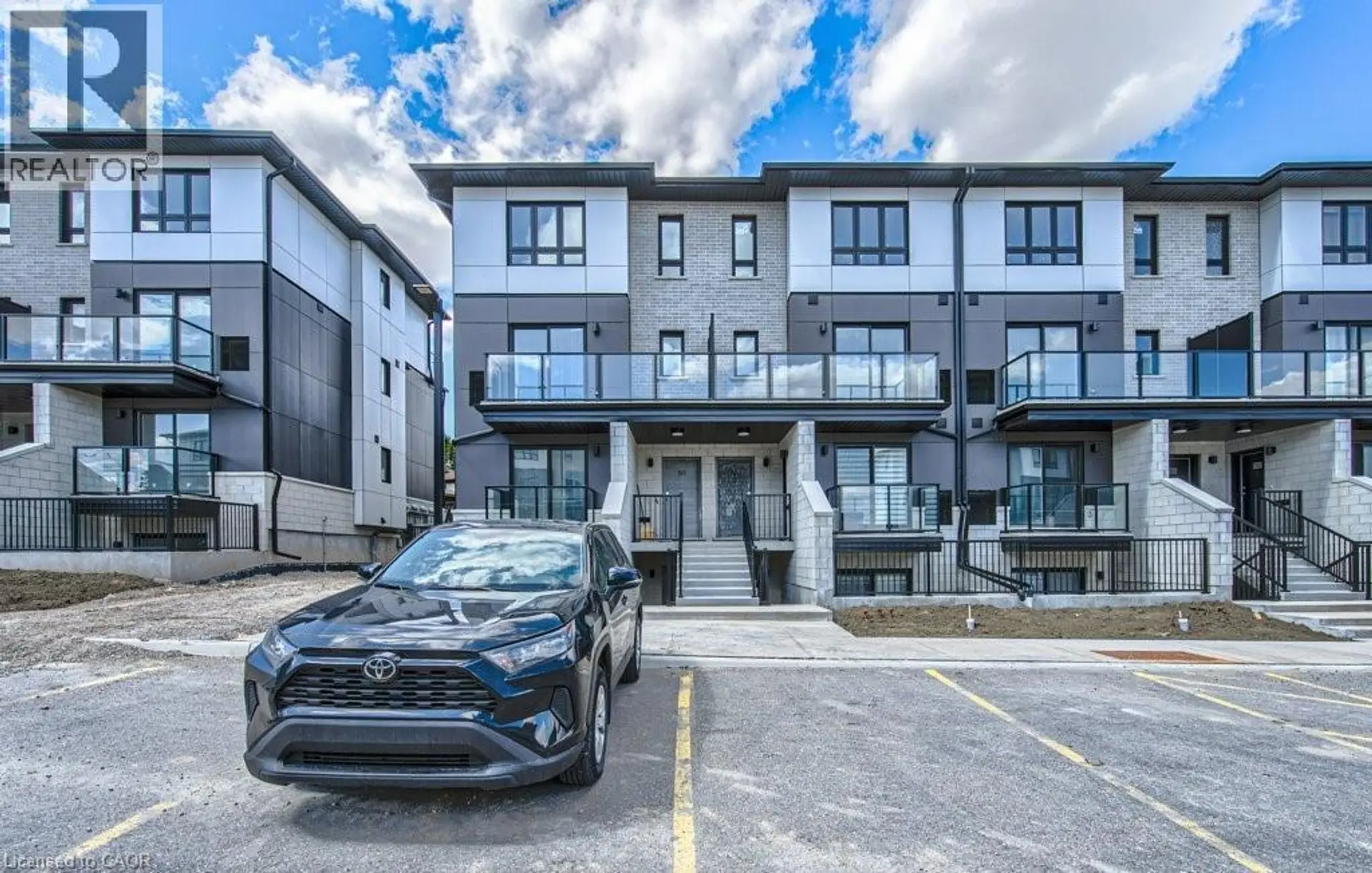 #B11 410 NORTHFIELD Drive - Image 1