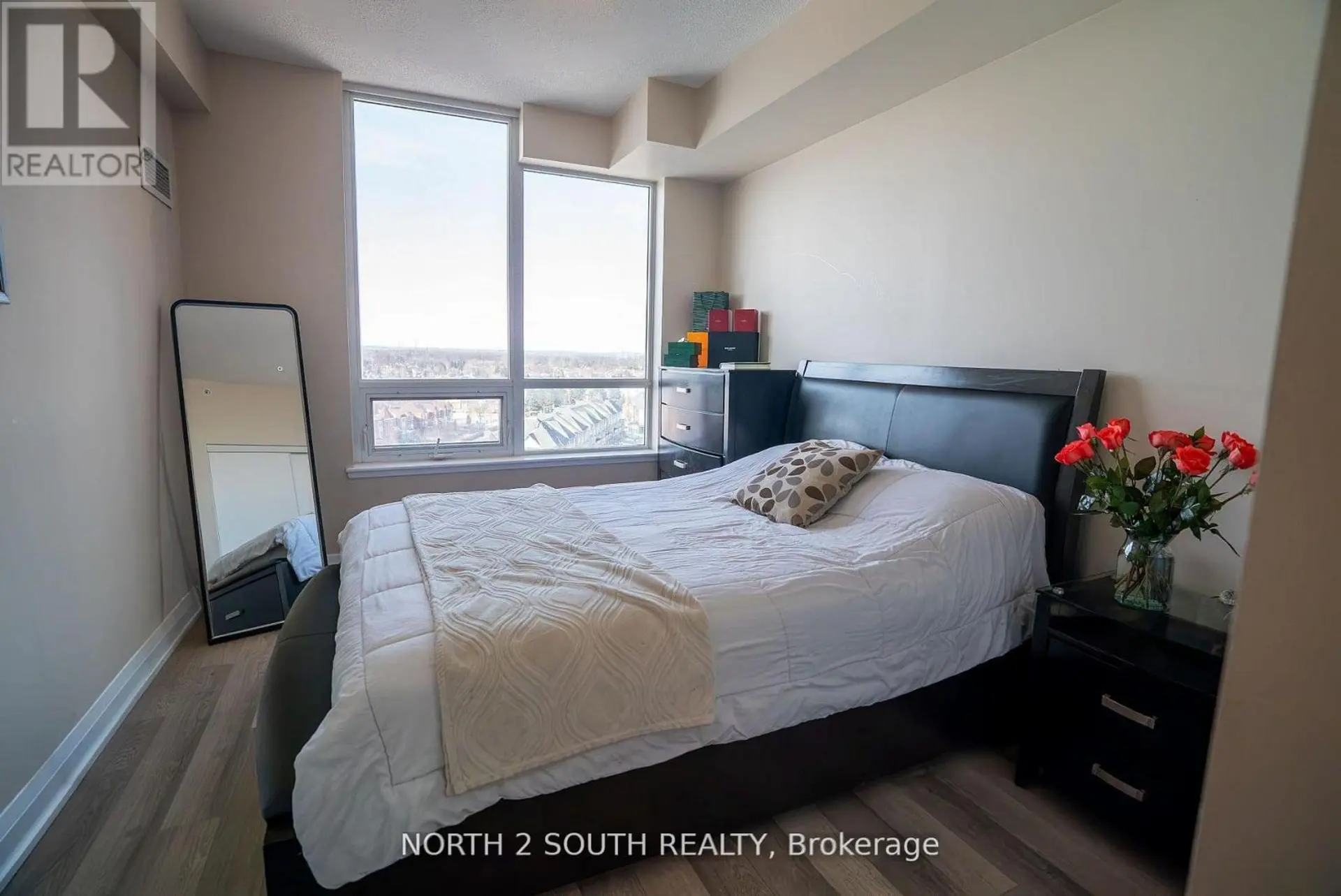 #1012 85 NORTH PARK ROAD - Image 6