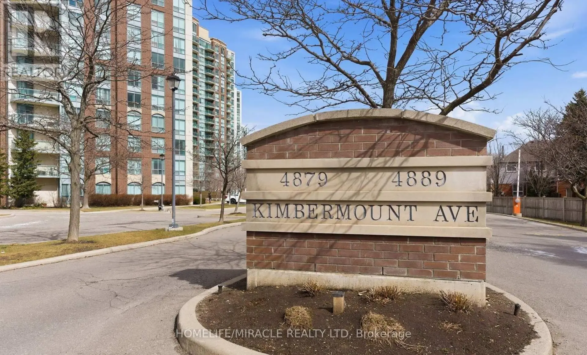 #203 4889 KIMBERMOUNT AVENUE - Image 1