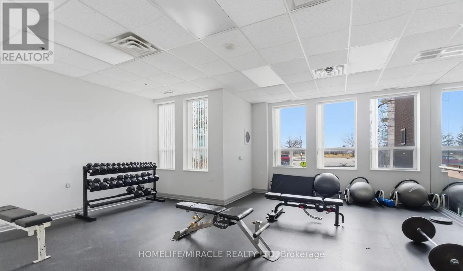 #203 4889 KIMBERMOUNT AVENUE - Image 8