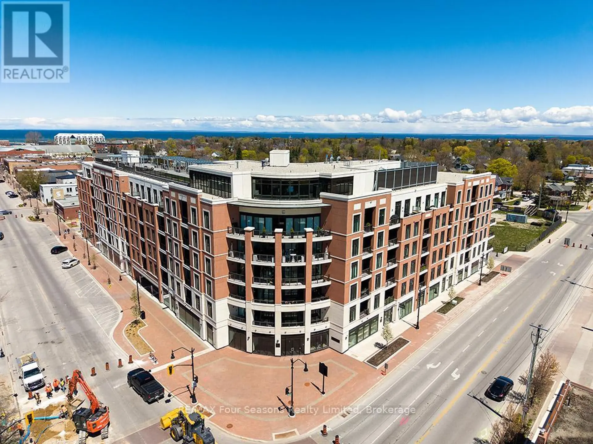 Property at #402 1 HUME STREET, Collingwood, ON