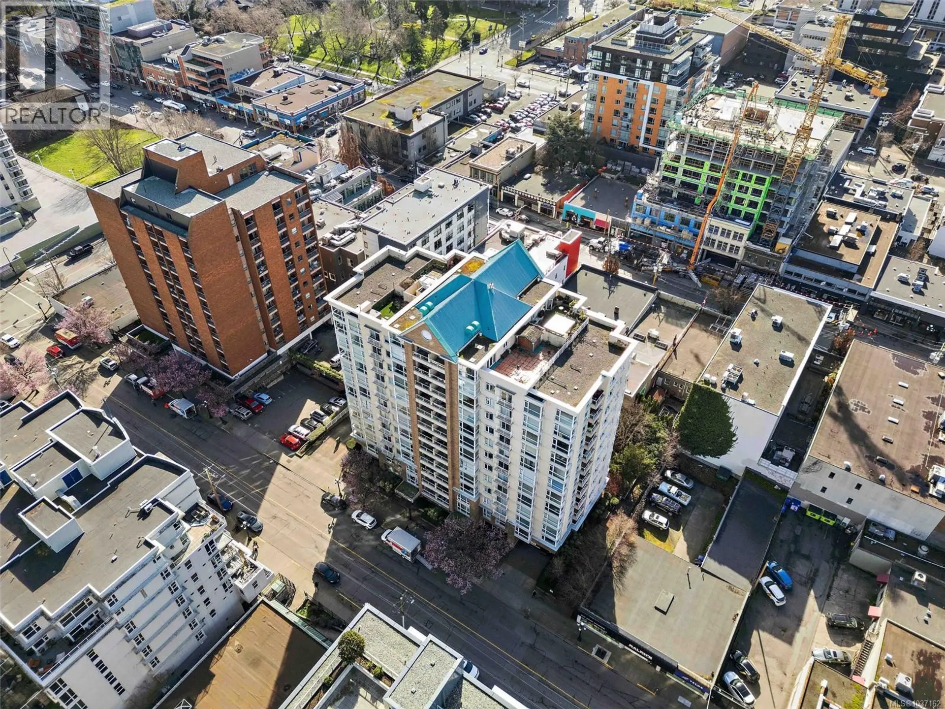 #1009 835 View St - Image 14