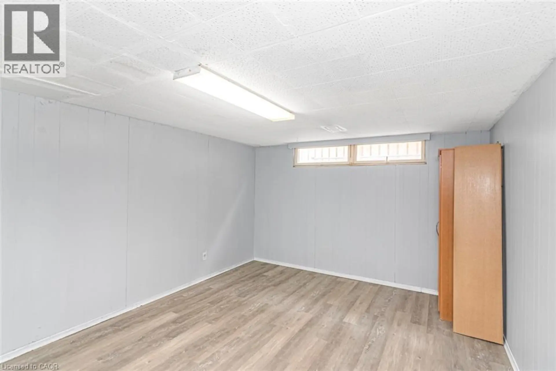 112 NASH Road S - Image 10