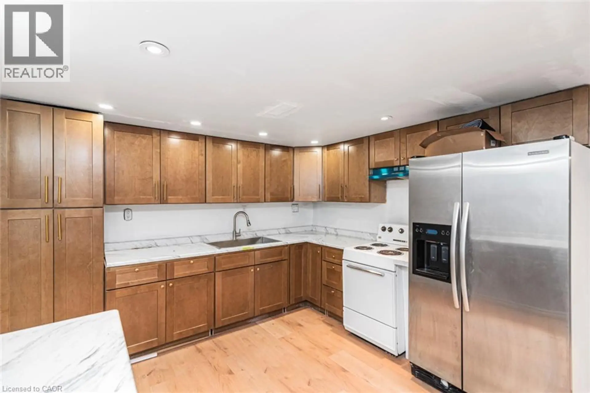 112 NASH Road S - Image 3